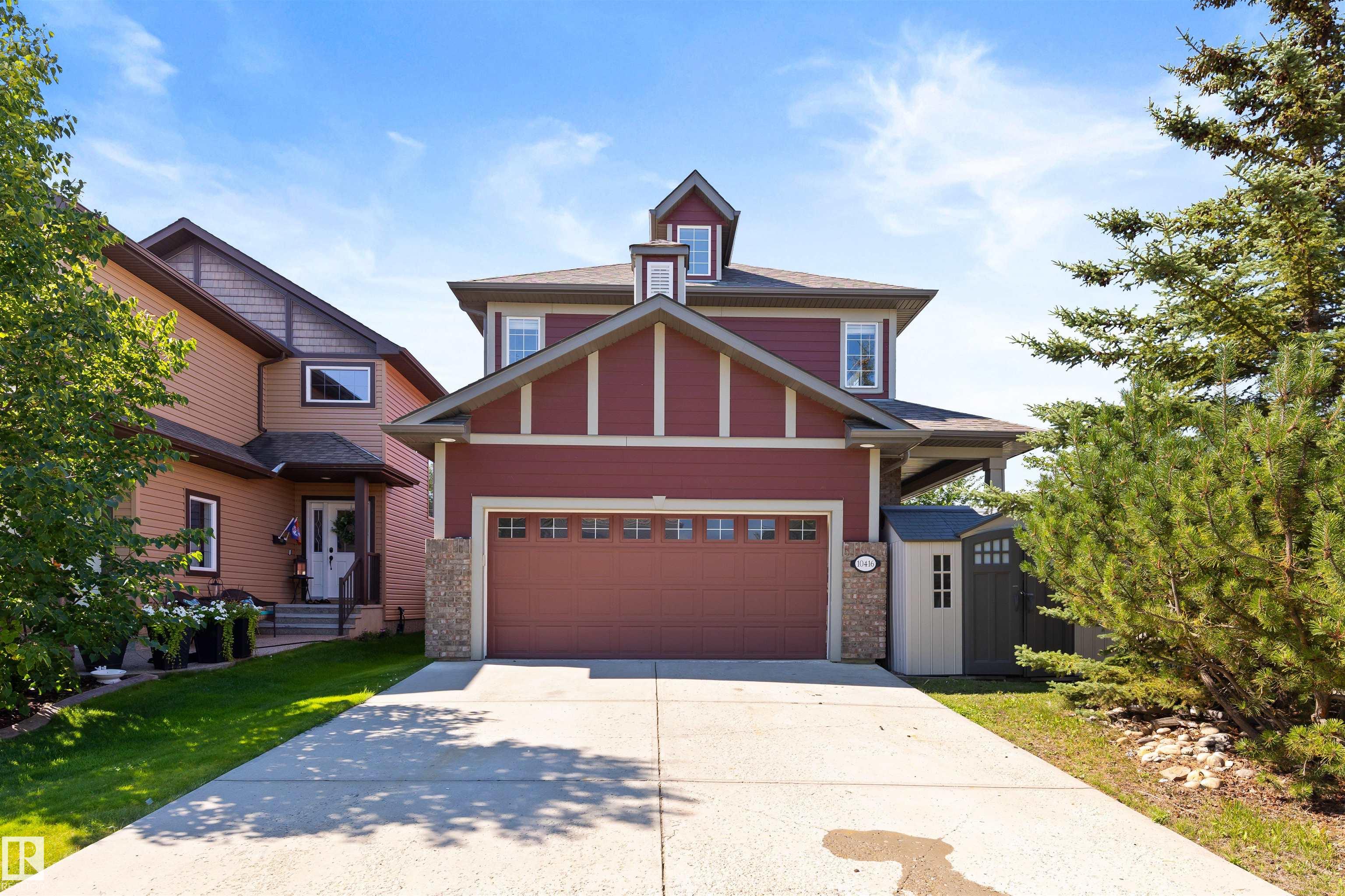 Photo 2 at 10416 99 Street, Morinville