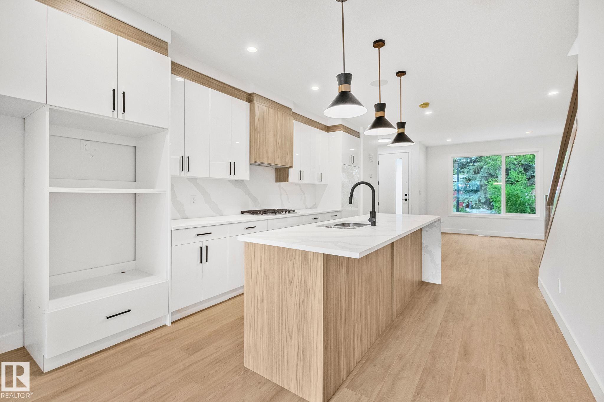 Picture for 11138 126 ST E NW