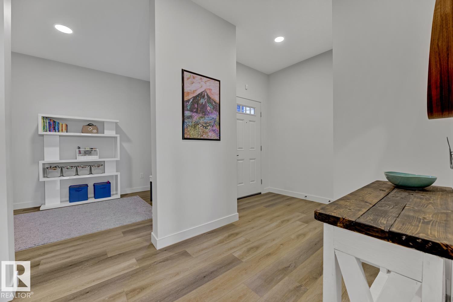 Photo 19 at 5 Elwyck Gate, Fenwyck, Spruce Grove