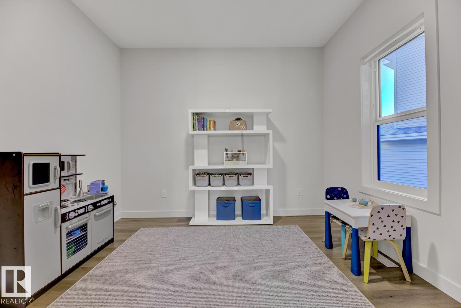 Photo 20 at 5 Elwyck Gate, Fenwyck, Spruce Grove