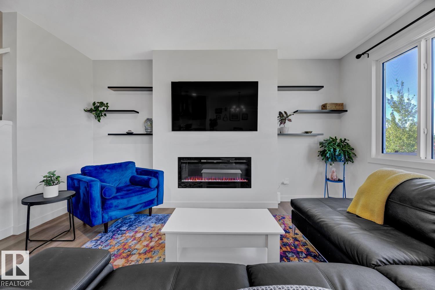 Photo 4 at 5 Elwyck Gate, Fenwyck, Spruce Grove