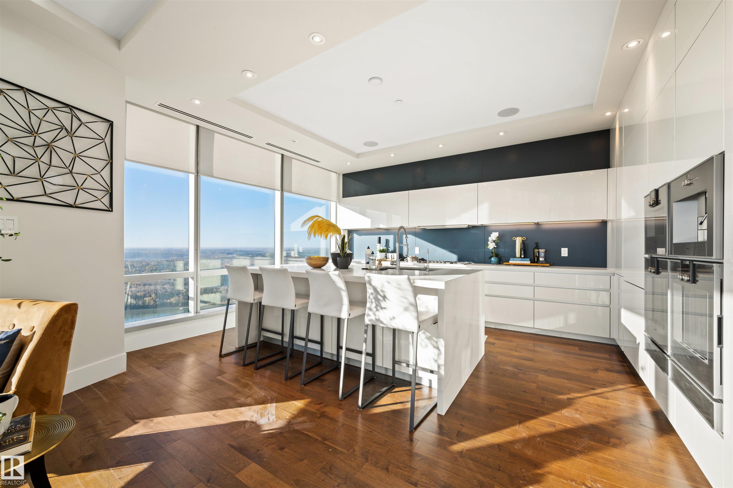 Picture for #3201 11969 JASPER AV NW