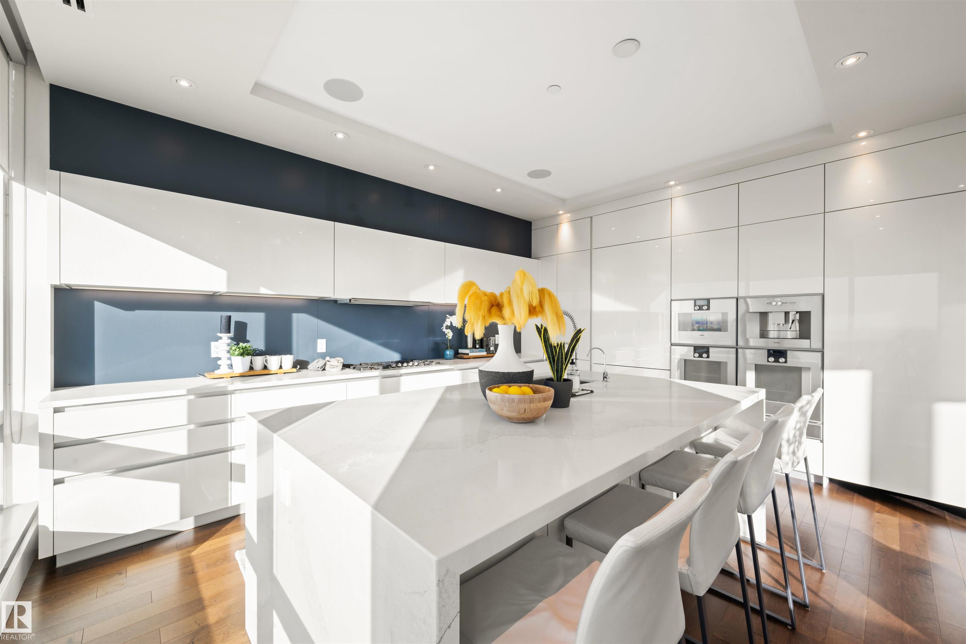 Picture for #3201 11969 JASPER AV NW