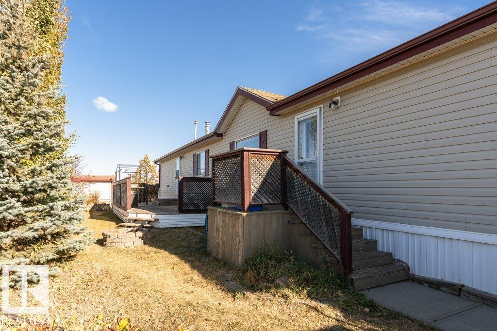 Picture for 320 Maple Wood DR NW