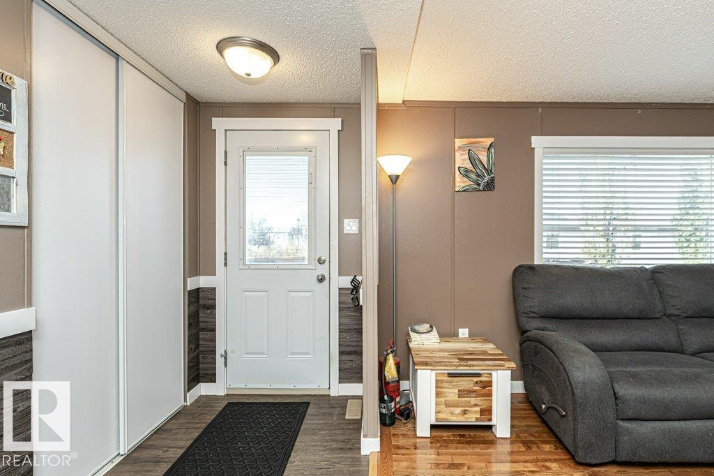 Picture for 320 Maple Wood DR NW