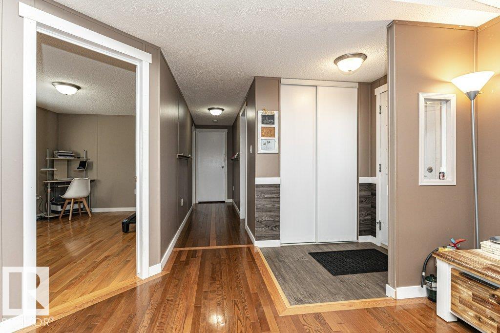 Picture for 320 Maple Wood DR NW