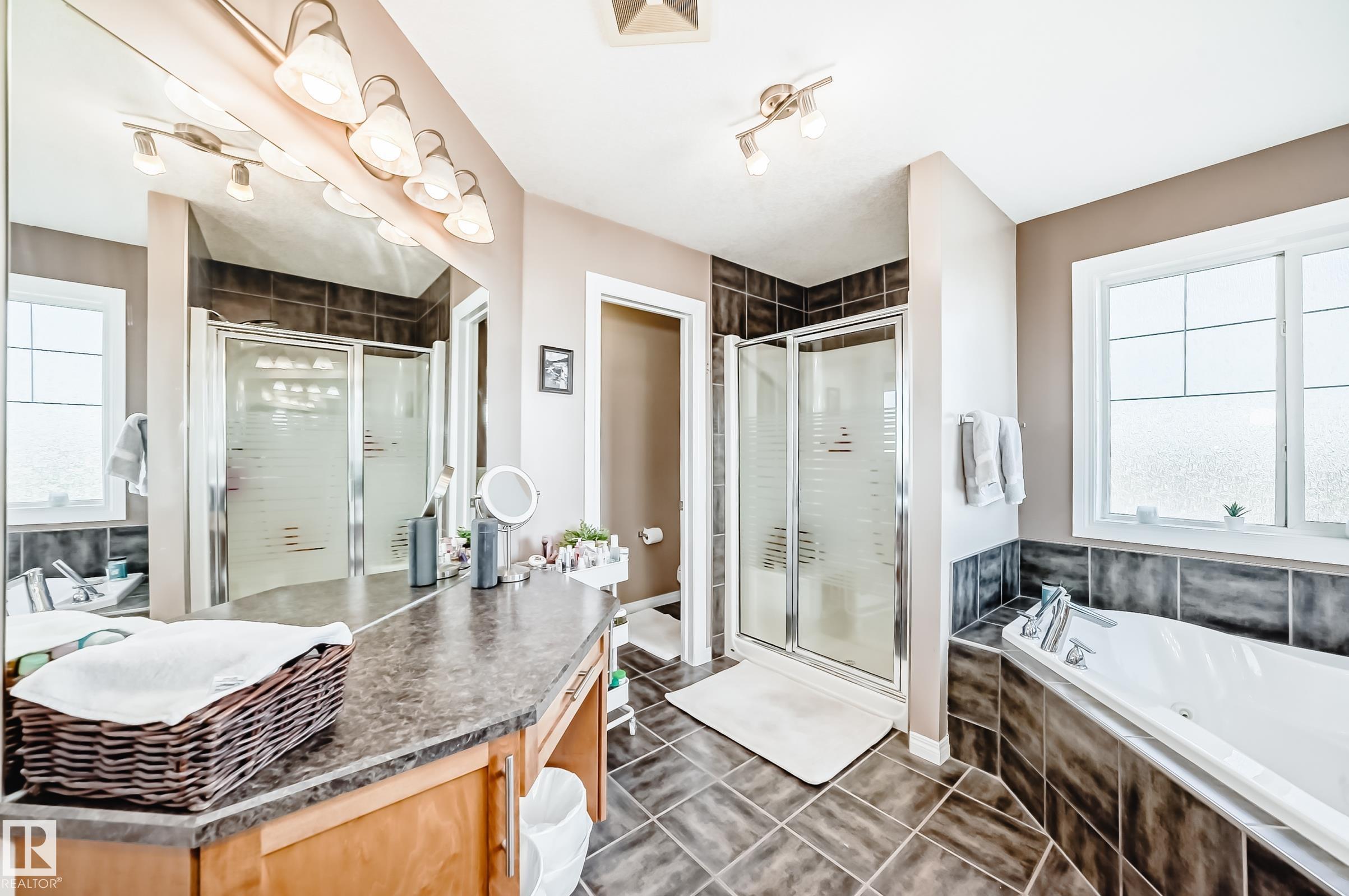 Photo 36 at 569 Stewart Crescent SW, Summerside, Edmonton