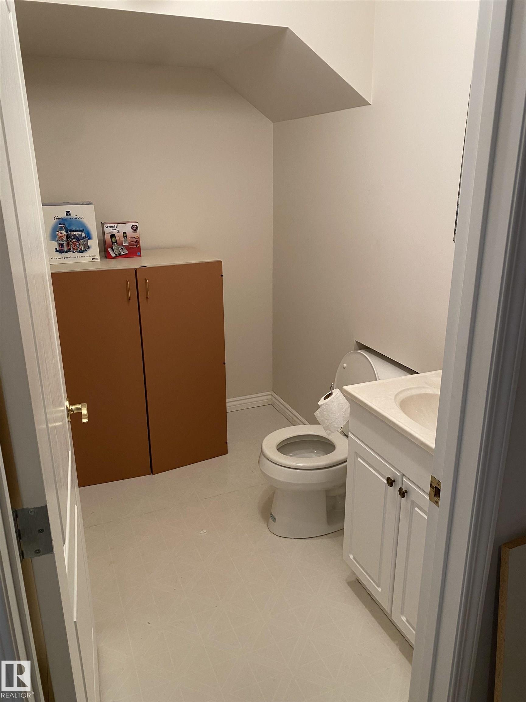 Photo 32 at 22 - 13320 124 Street NW, Kensington, Edmonton