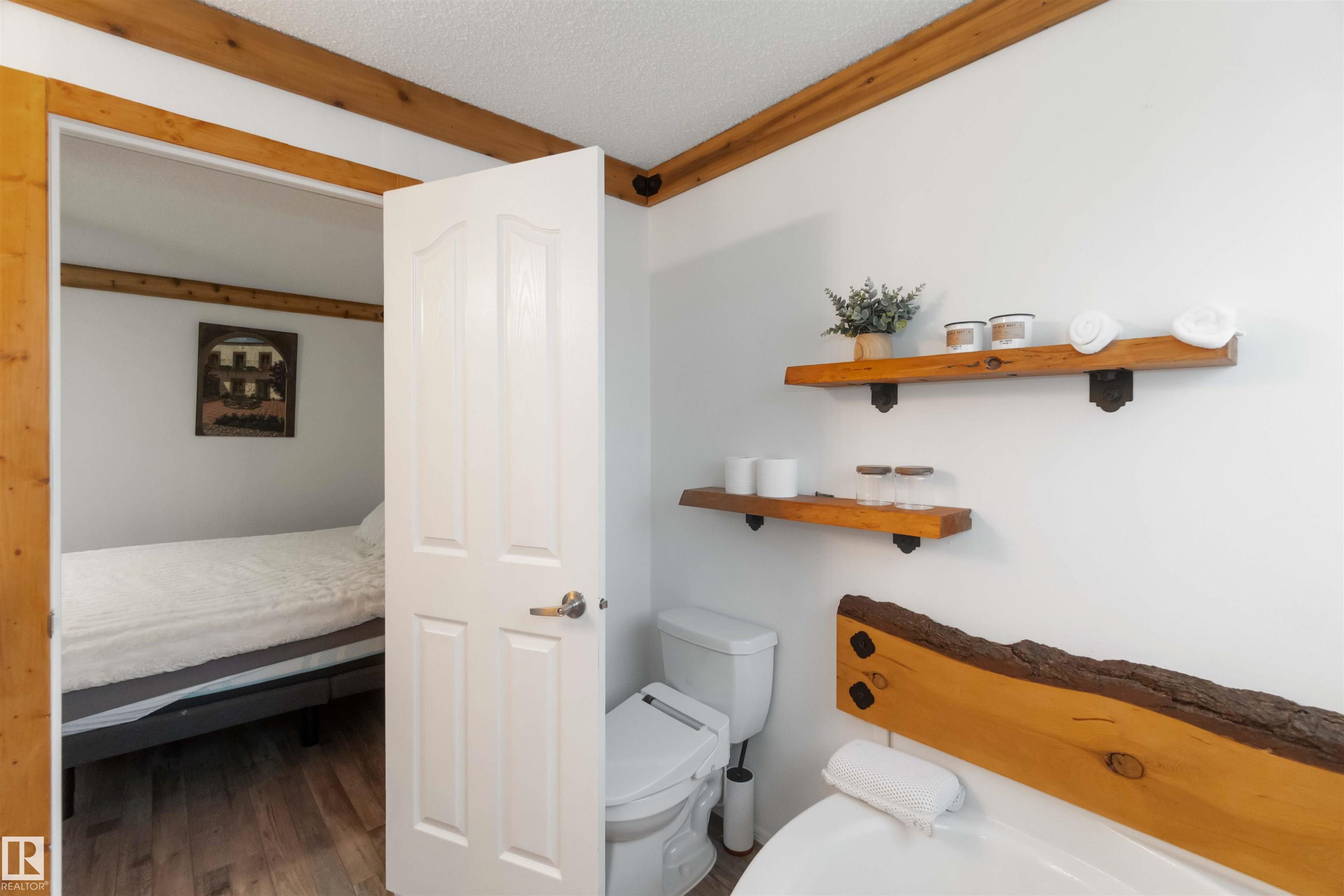 Photo 18 at 53273 Rge Road 215, None, Rural Strathcona County