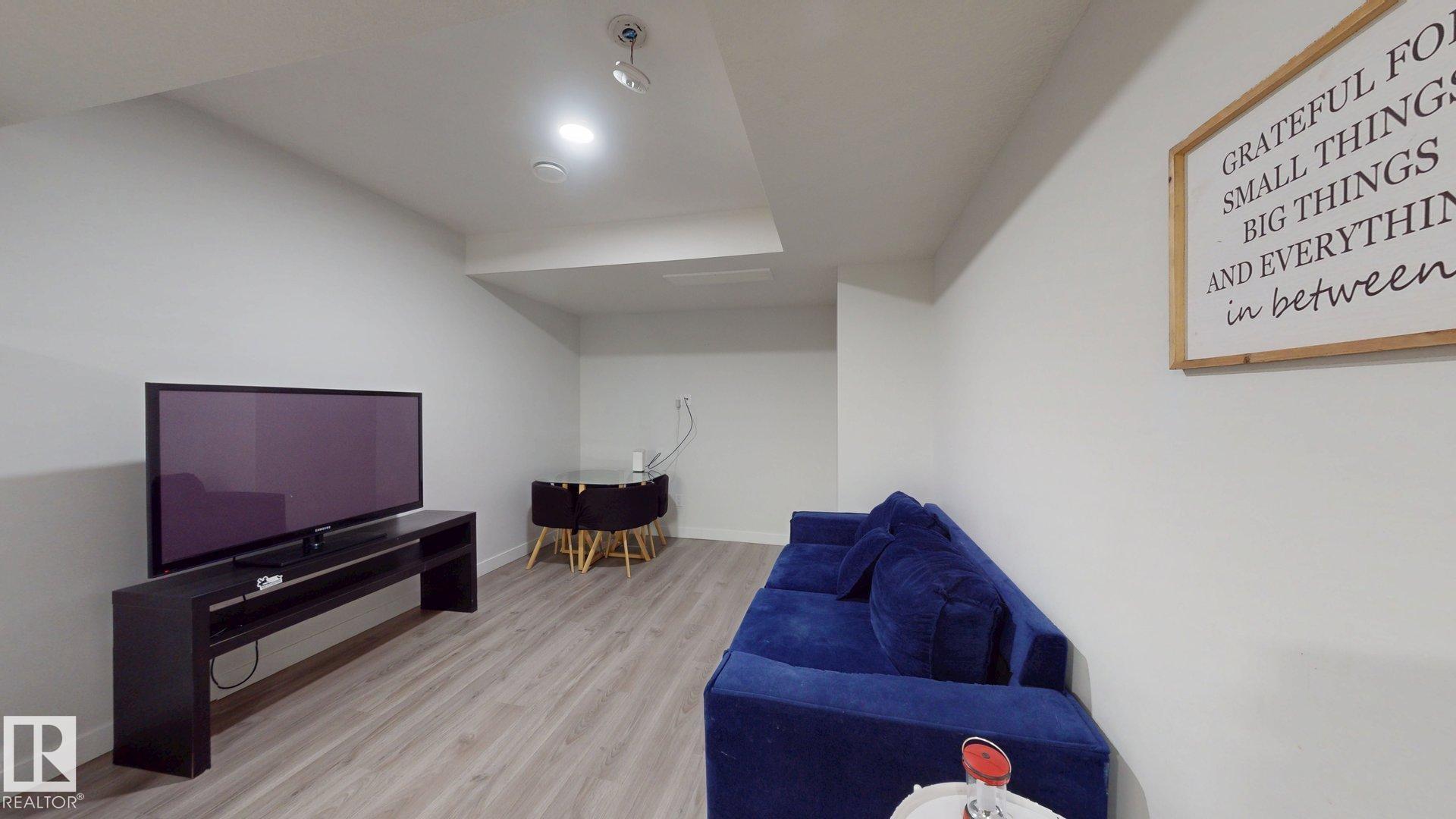 Photo 30 at 20019 31 Avenue NW, The Uplands, Edmonton