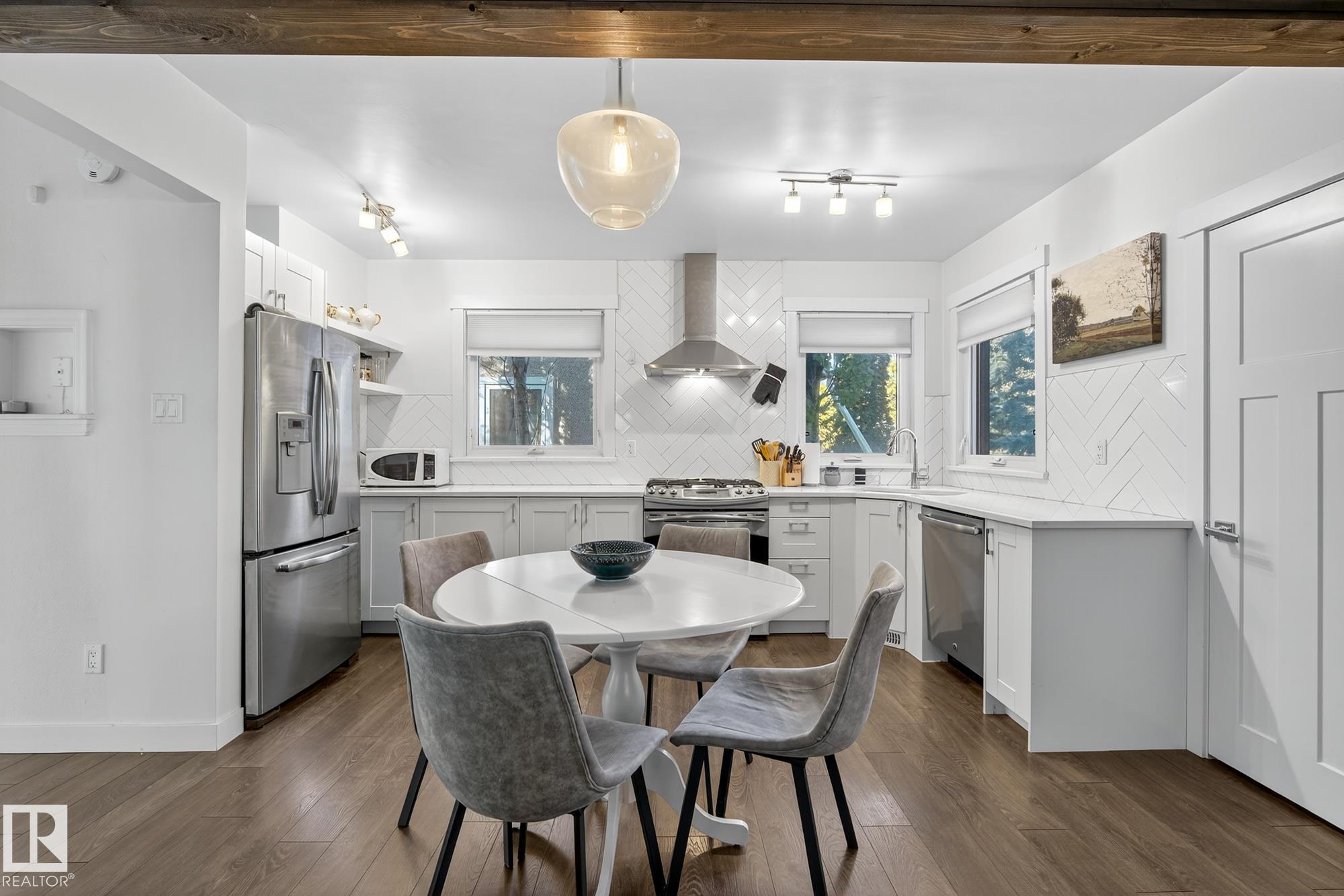 Photo 19 at 10915 67 Avenue NW, Parkallen, Edmonton