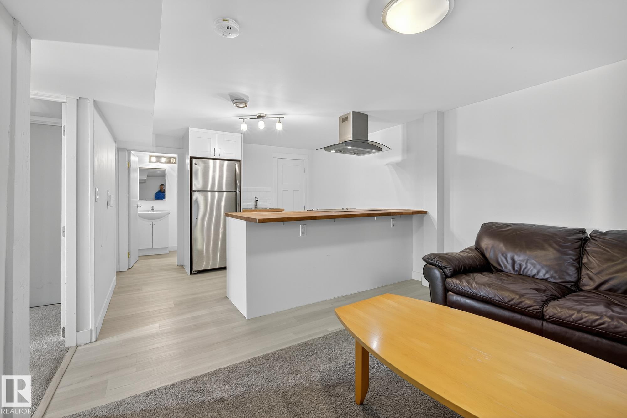 Photo 38 at 10915 67 Avenue NW, Parkallen, Edmonton