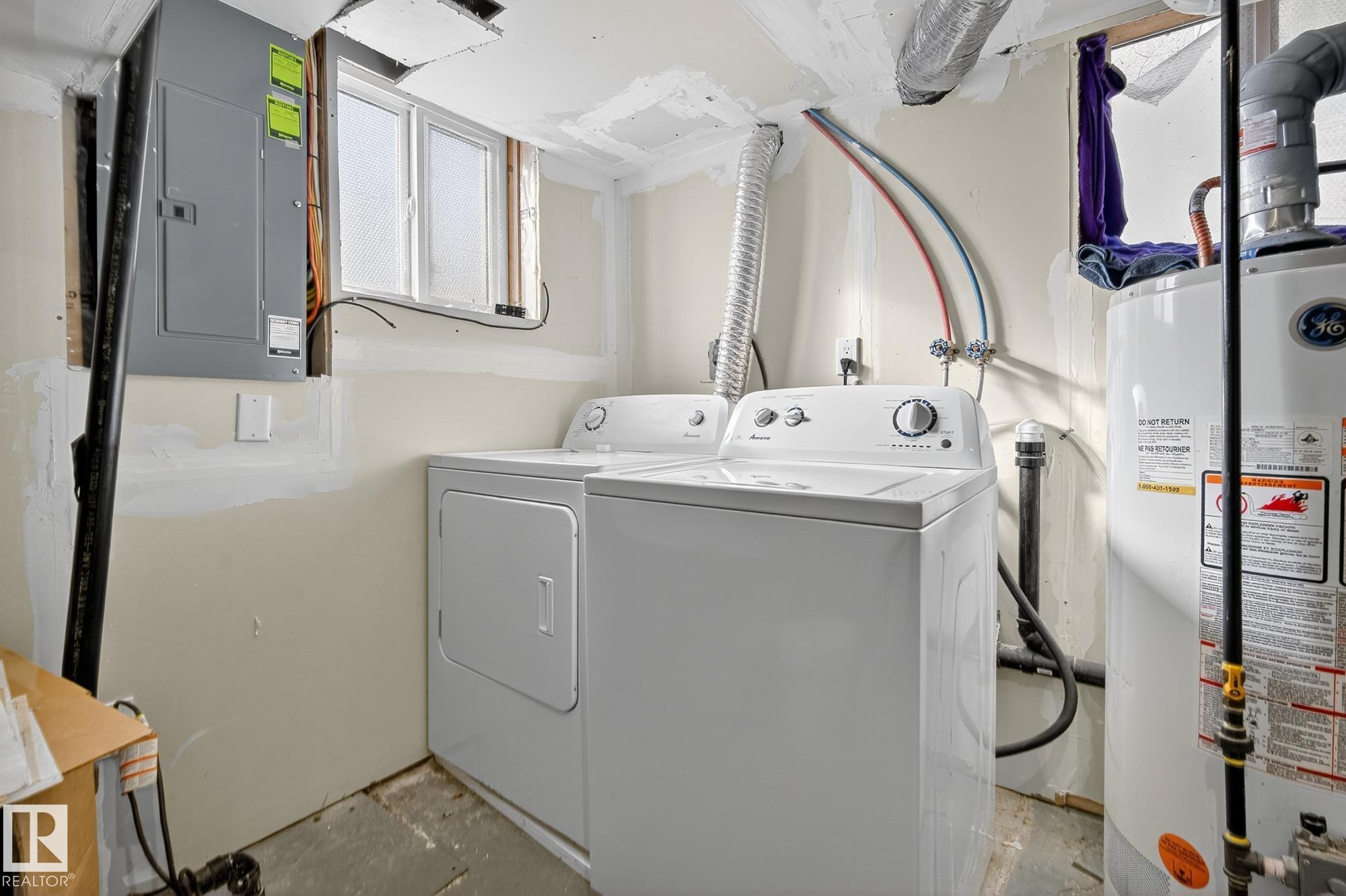 Photo 48 at 10915 67 Avenue NW, Parkallen, Edmonton