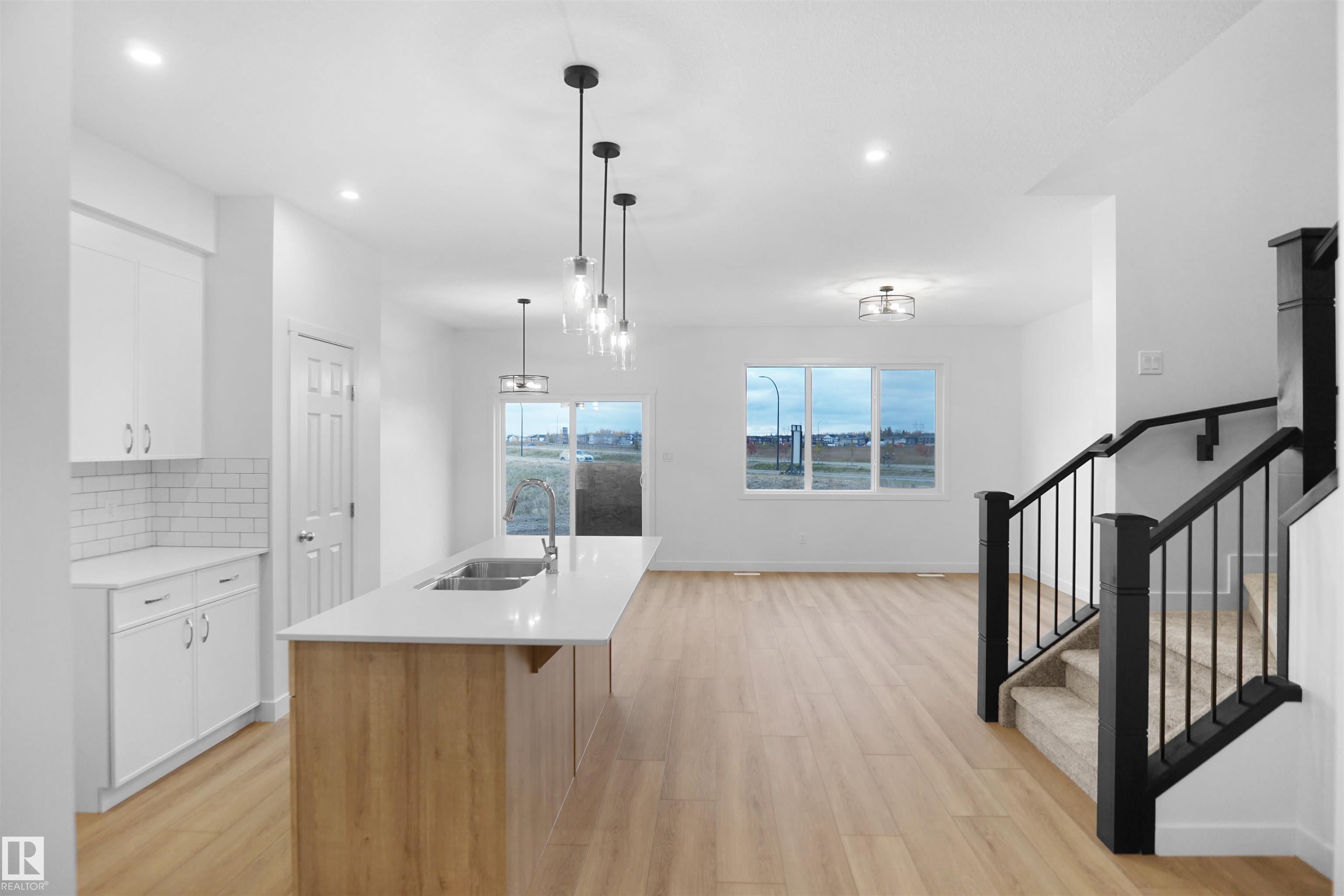 Photo 10 at 19446 22a Avenue NW, River's Edge, Edmonton