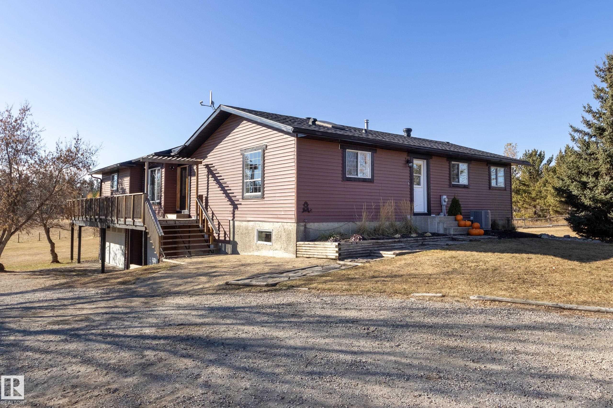Photo 4 at 11 - 51121 Rge Road 270, Devonshire Meadows, Rural Parkland County