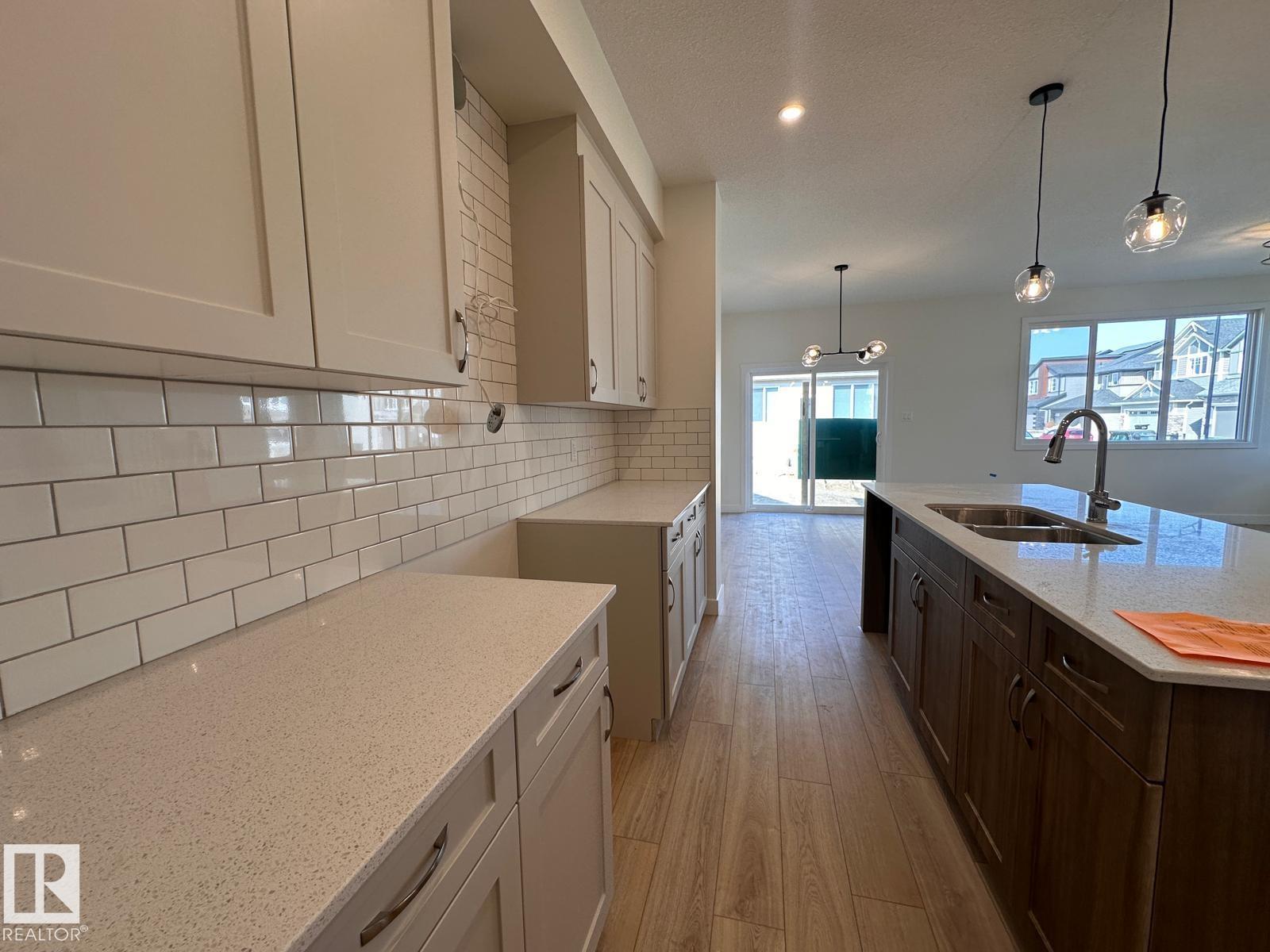 Picture for 6304 KING WD SW