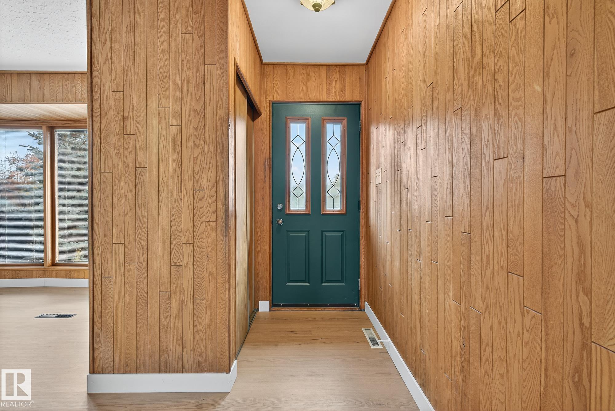 Photo 5 at 13036 123 Street NW, Calder, Edmonton