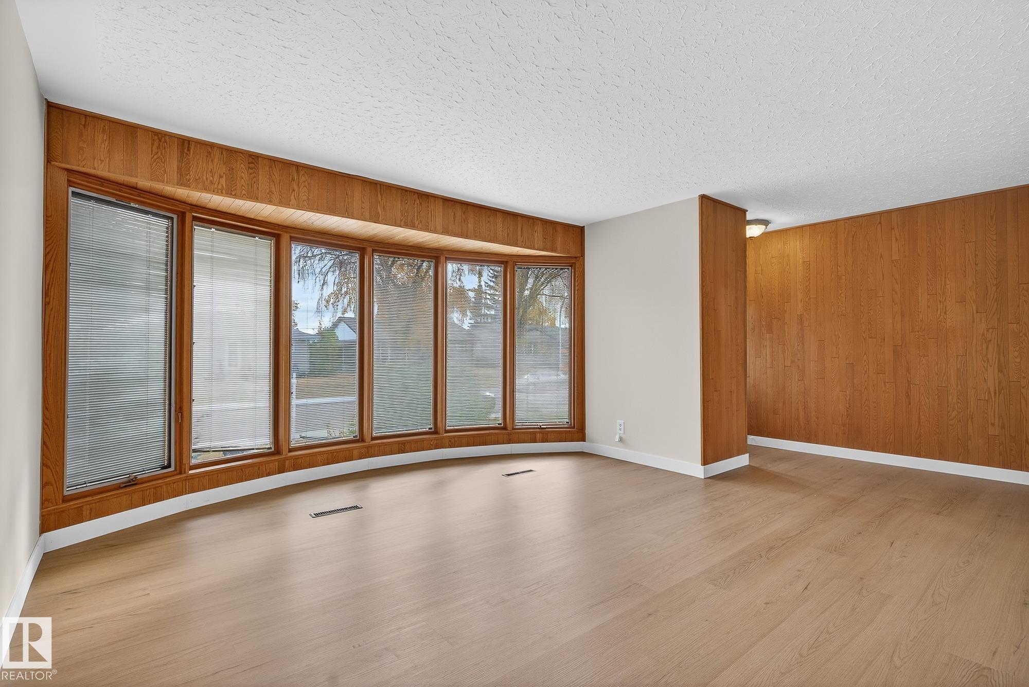 Photo 6 at 13036 123 Street NW, Calder, Edmonton