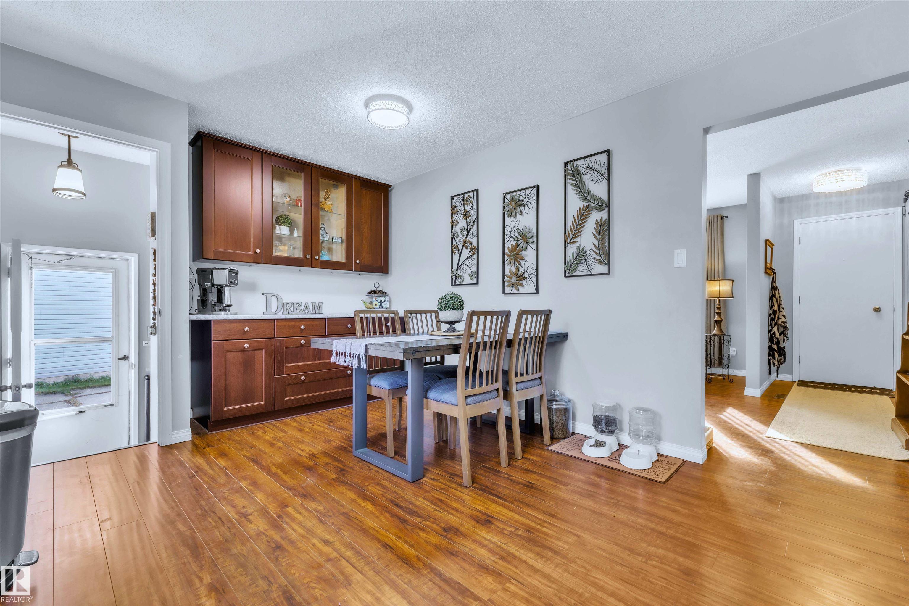 Photo 11 at 10606 97 Avenue, Morinville