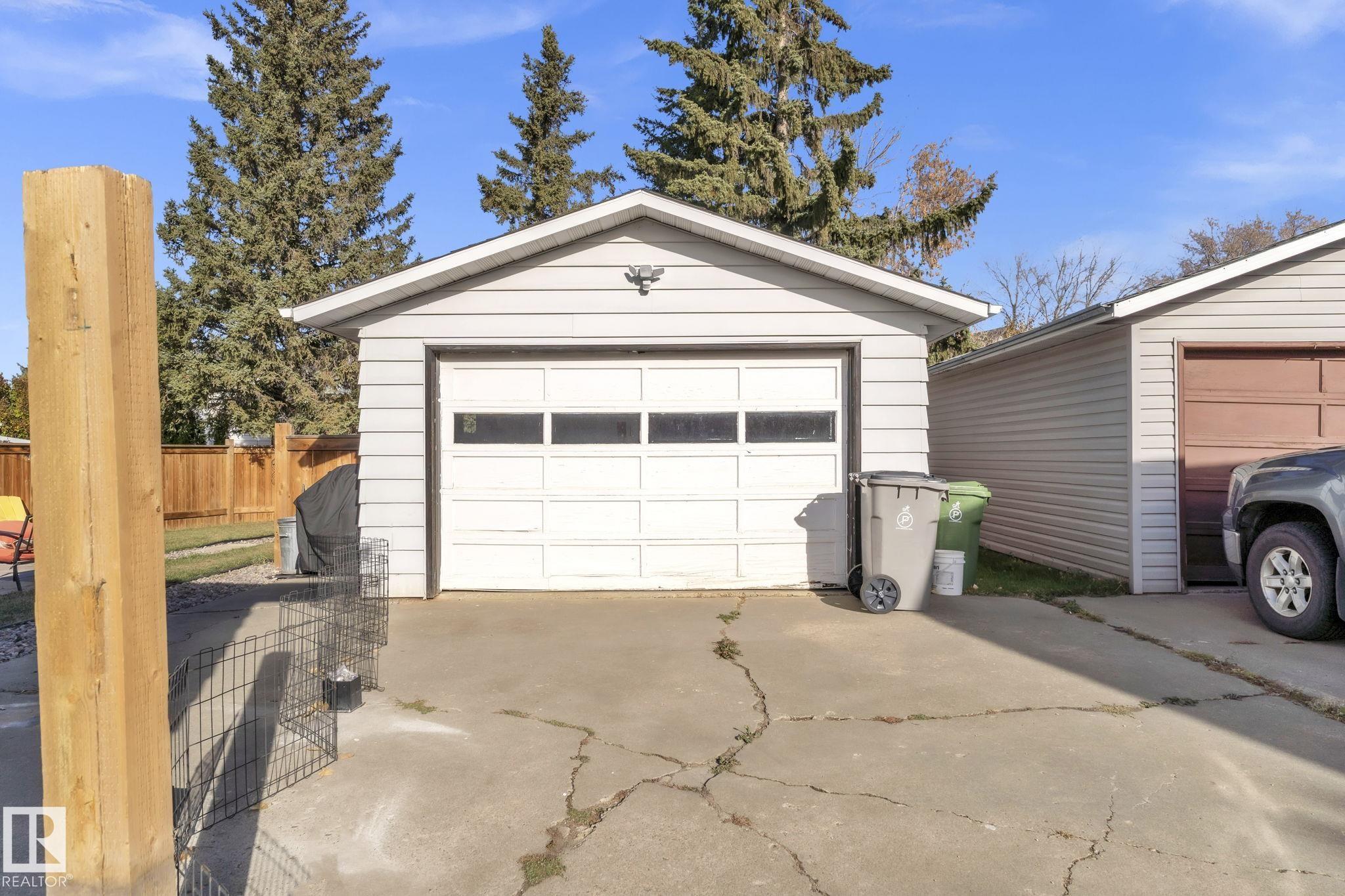 Photo 4 at 10606 97 Avenue, Morinville