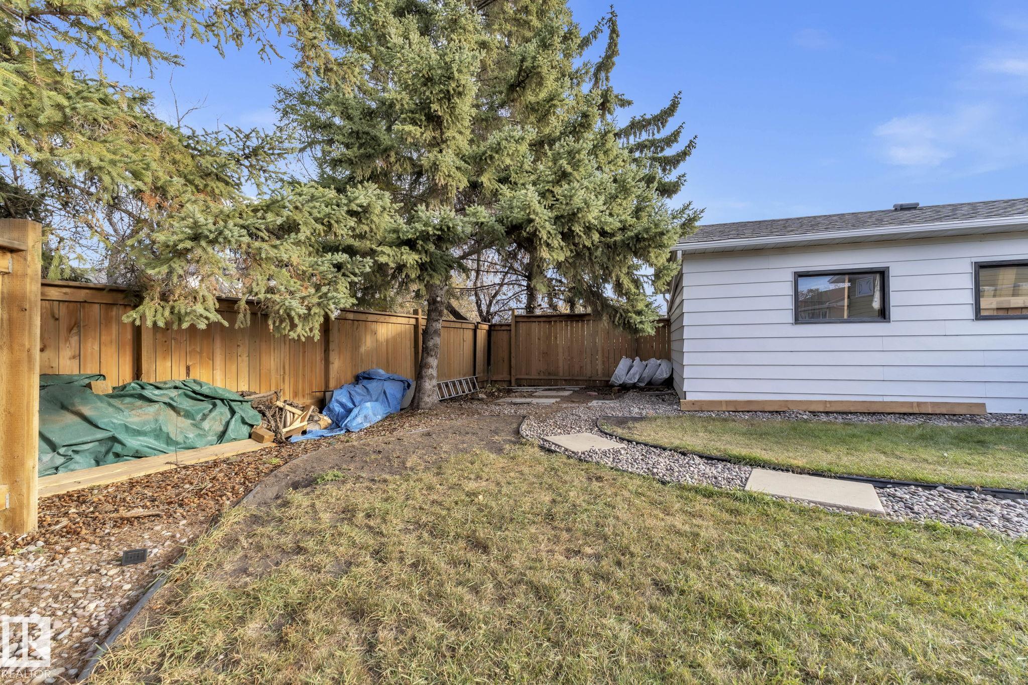 Photo 46 at 10606 97 Avenue, Morinville