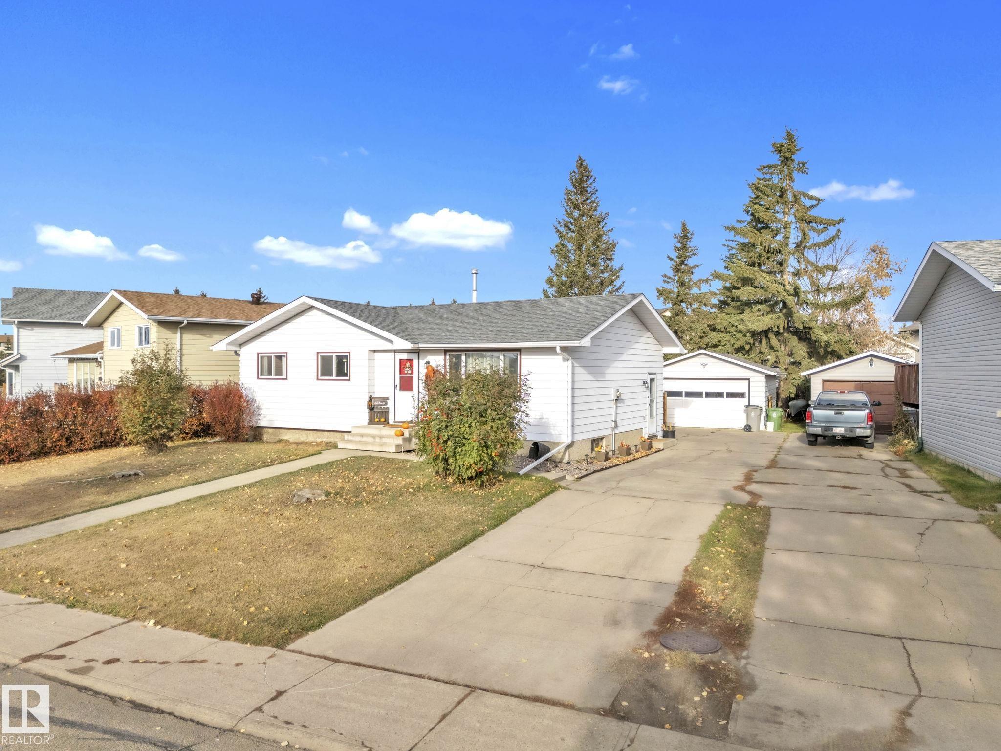 Photo 51 at 10606 97 Avenue, Morinville