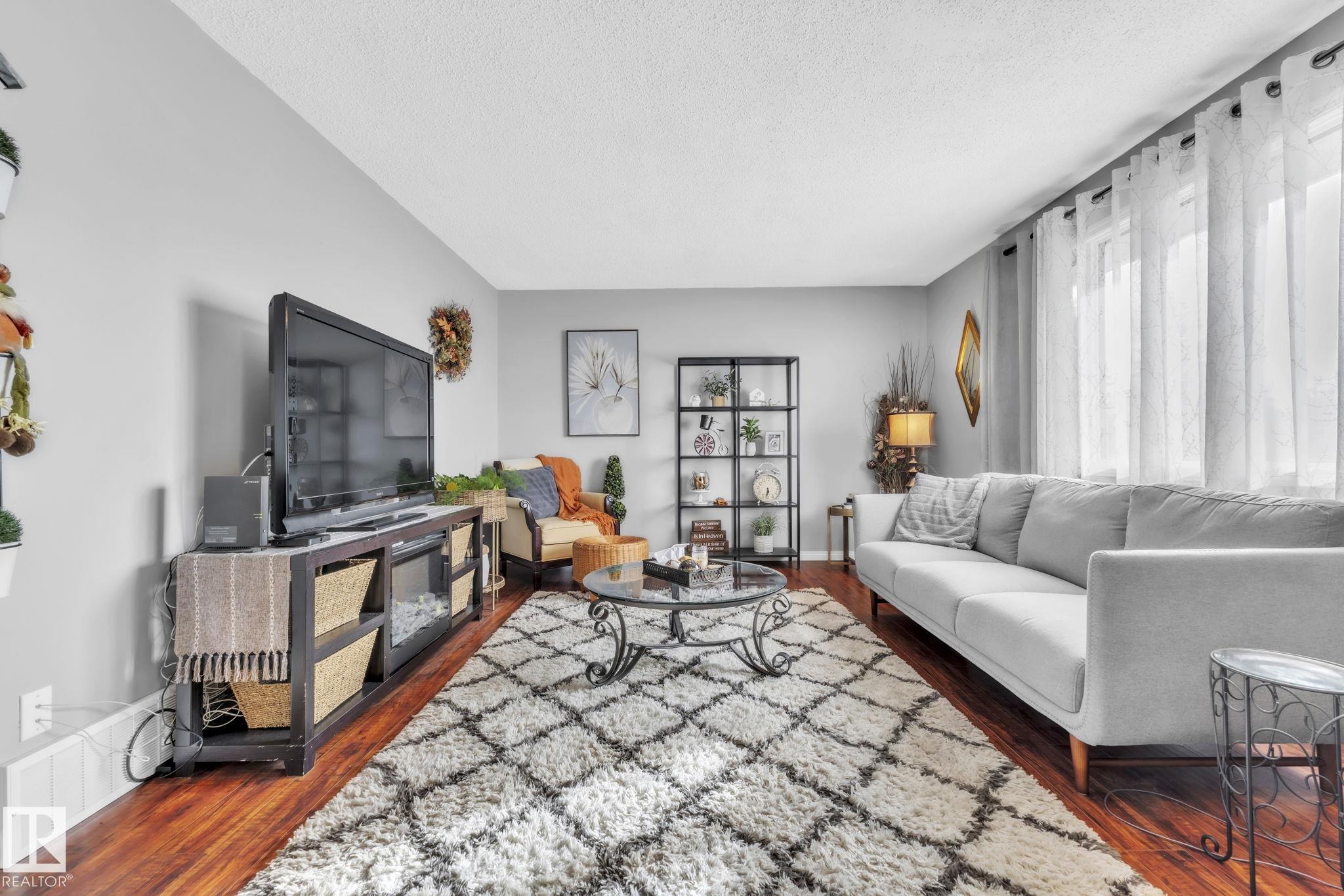 Photo 7 at 10606 97 Avenue, Morinville