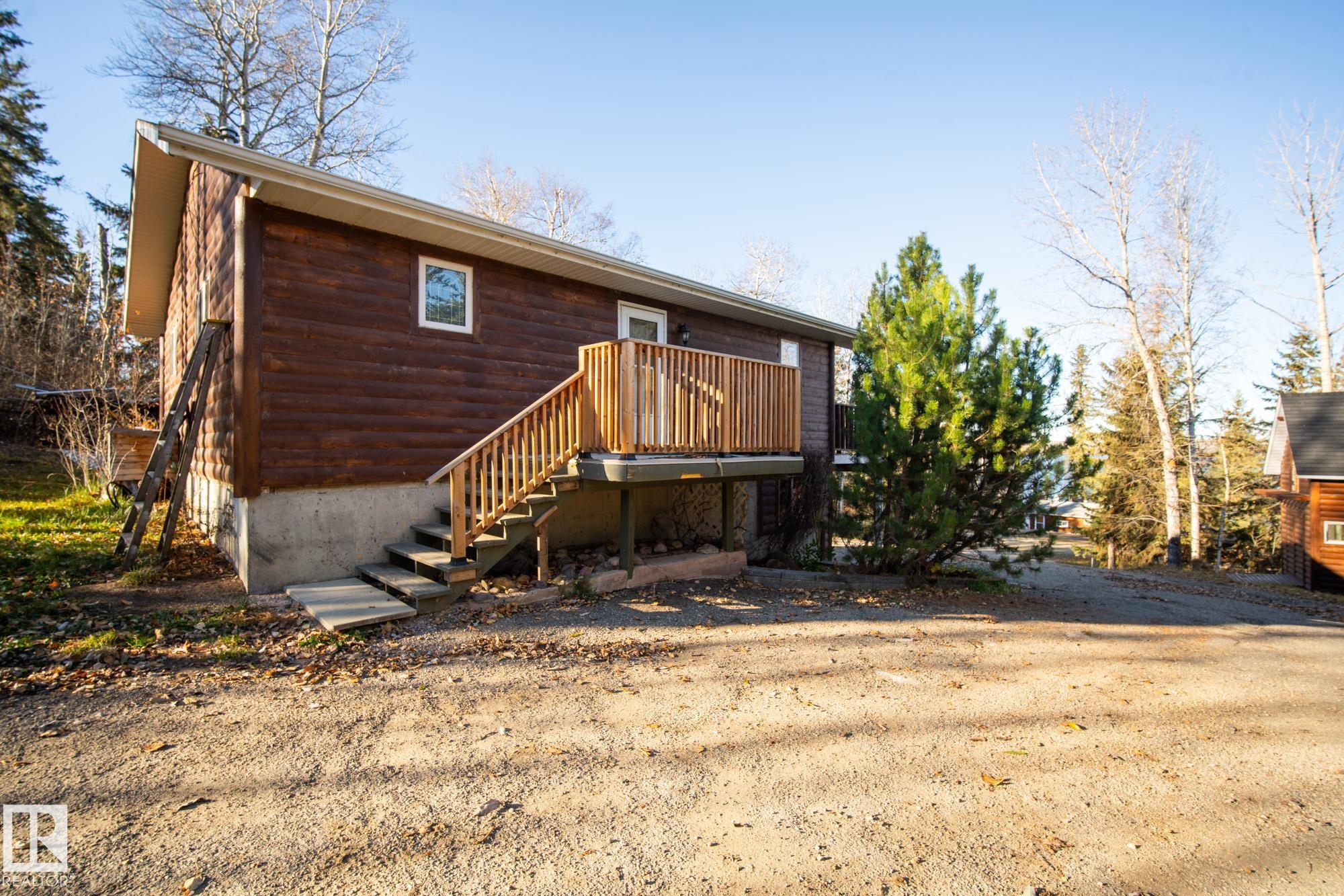 Photo 6 at 11 6020 Twp 534, Lake Isle, Rural Parkland County