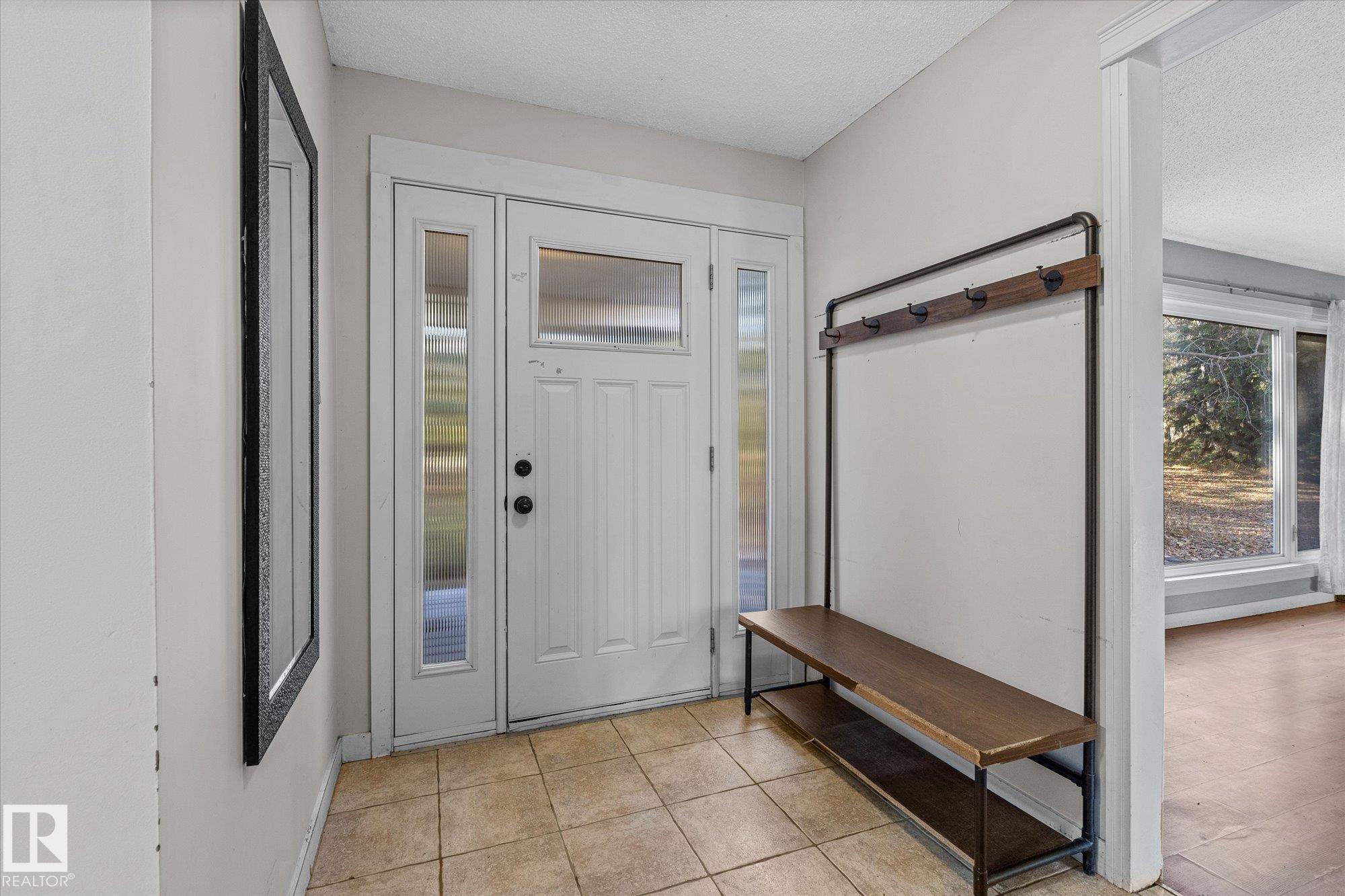 Photo 11 at 12 - 27420 Twp Road 540, Grandmuir Estates, Rural Parkland County