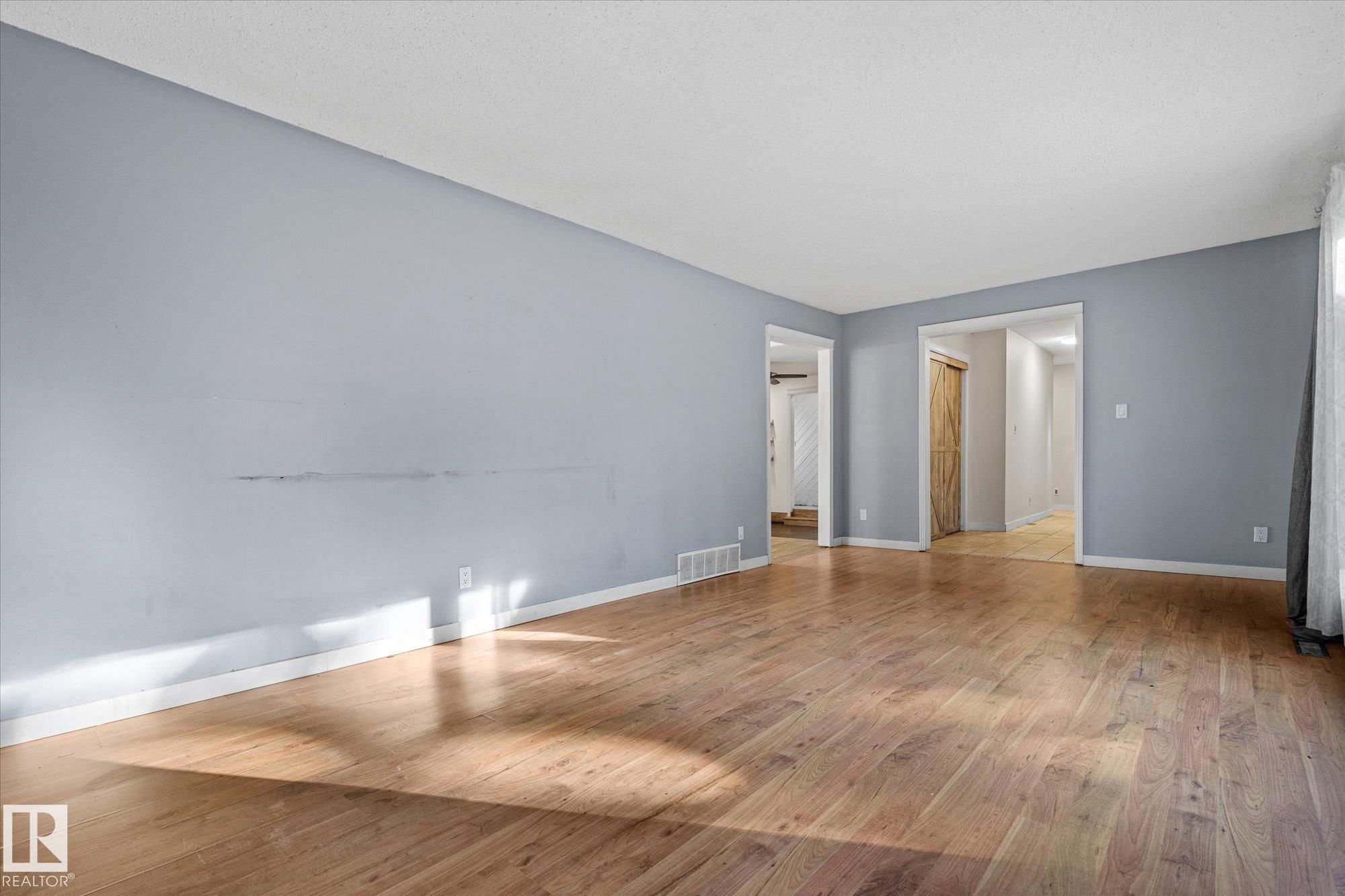 Photo 15 at 12 - 27420 Twp Road 540, Grandmuir Estates, Rural Parkland County