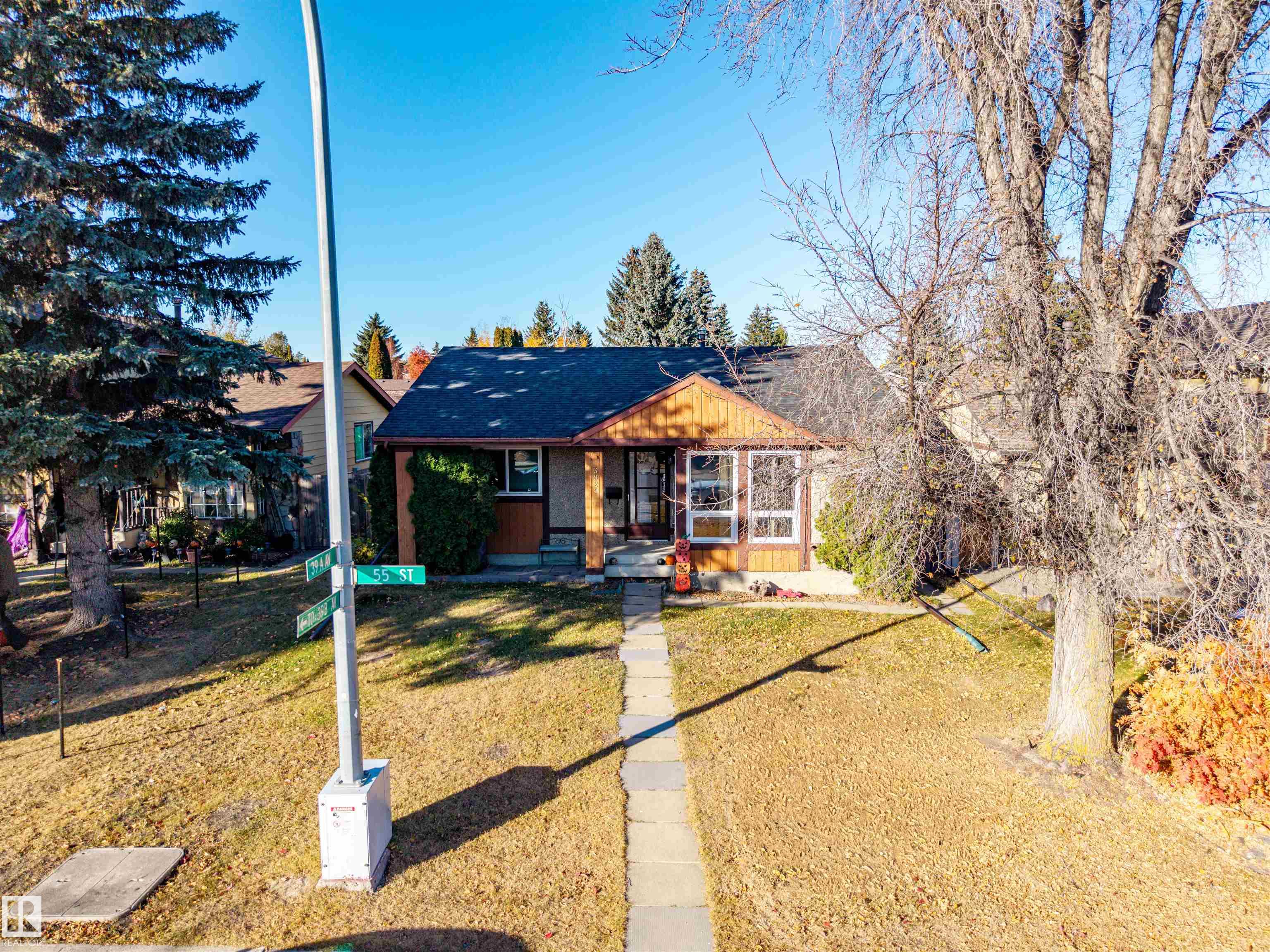 Picture for 3924 55 ST NW