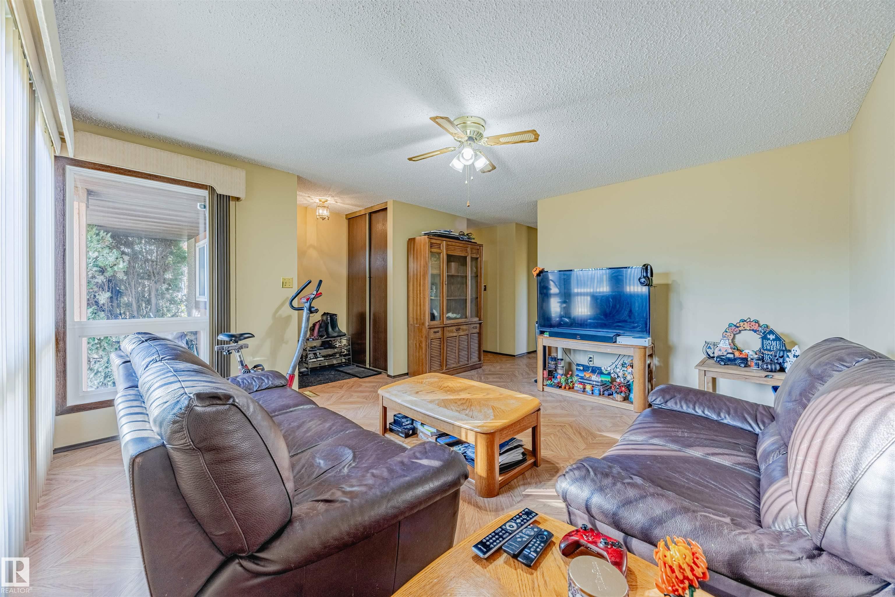 Picture for 3924 55 ST NW