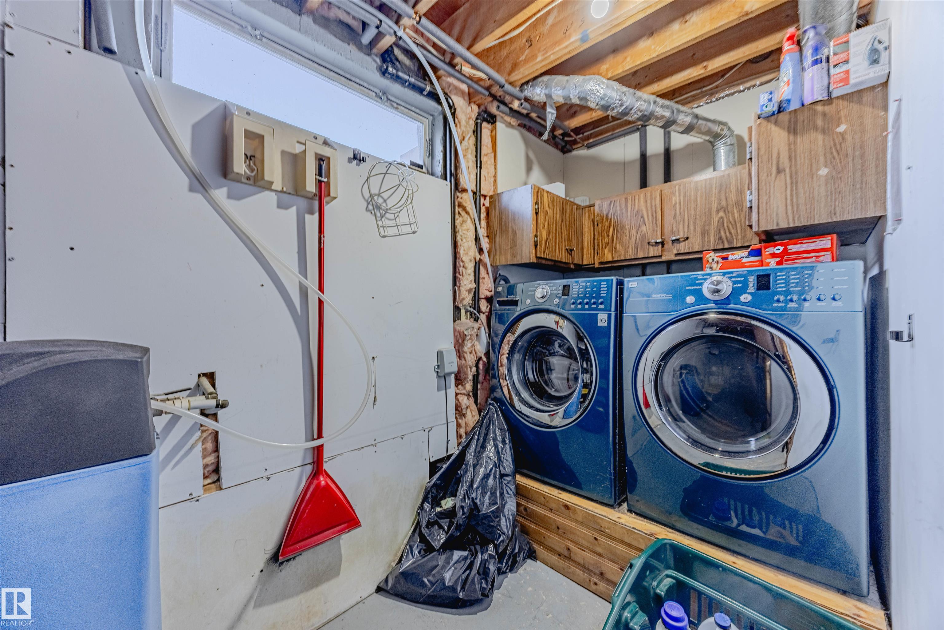 Photo 32 at 3924 55 Street NW, Greenview, Edmonton