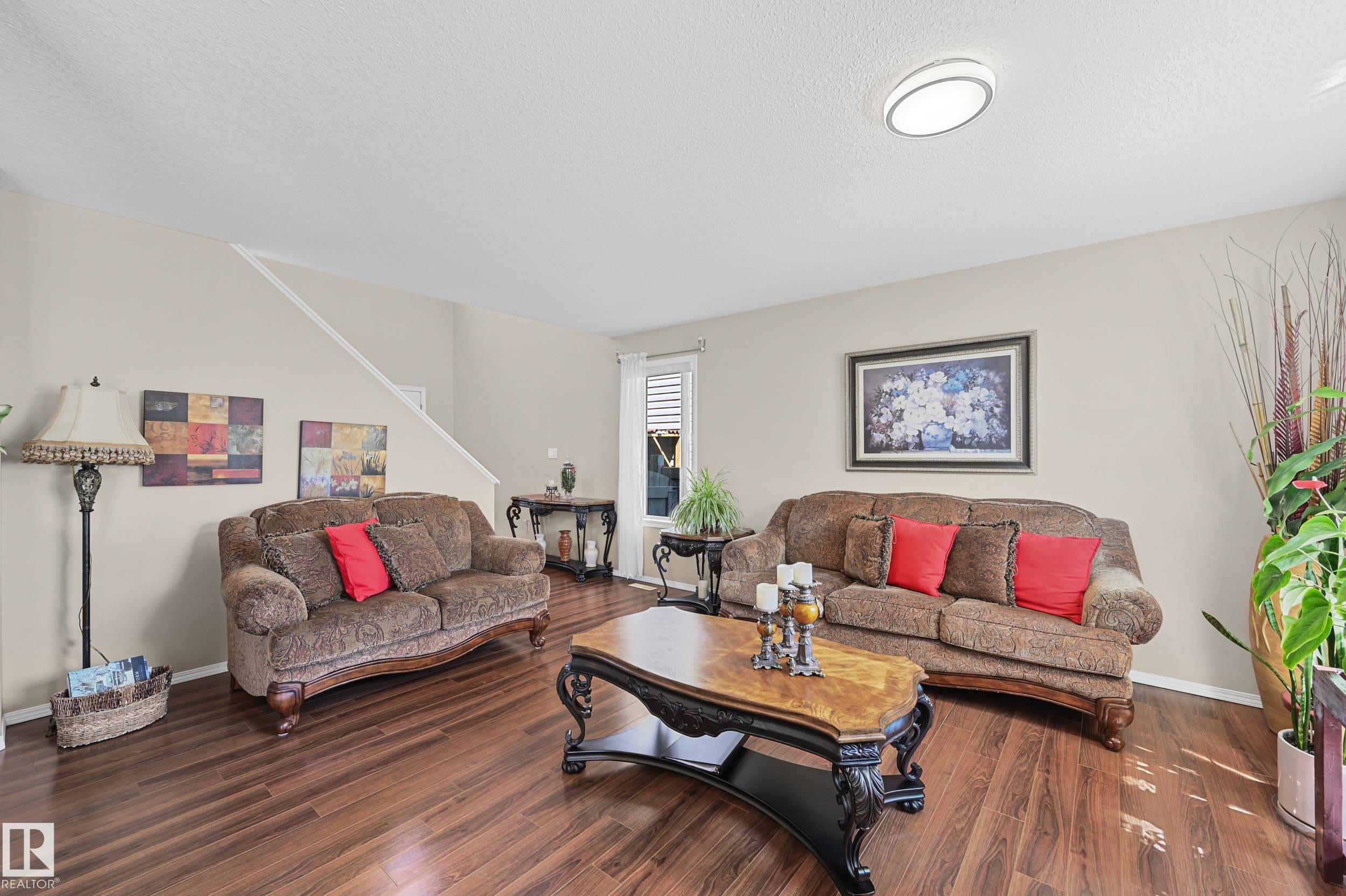 Photo 4 at 3371 25 Avenue NW, Silver Berry, Edmonton