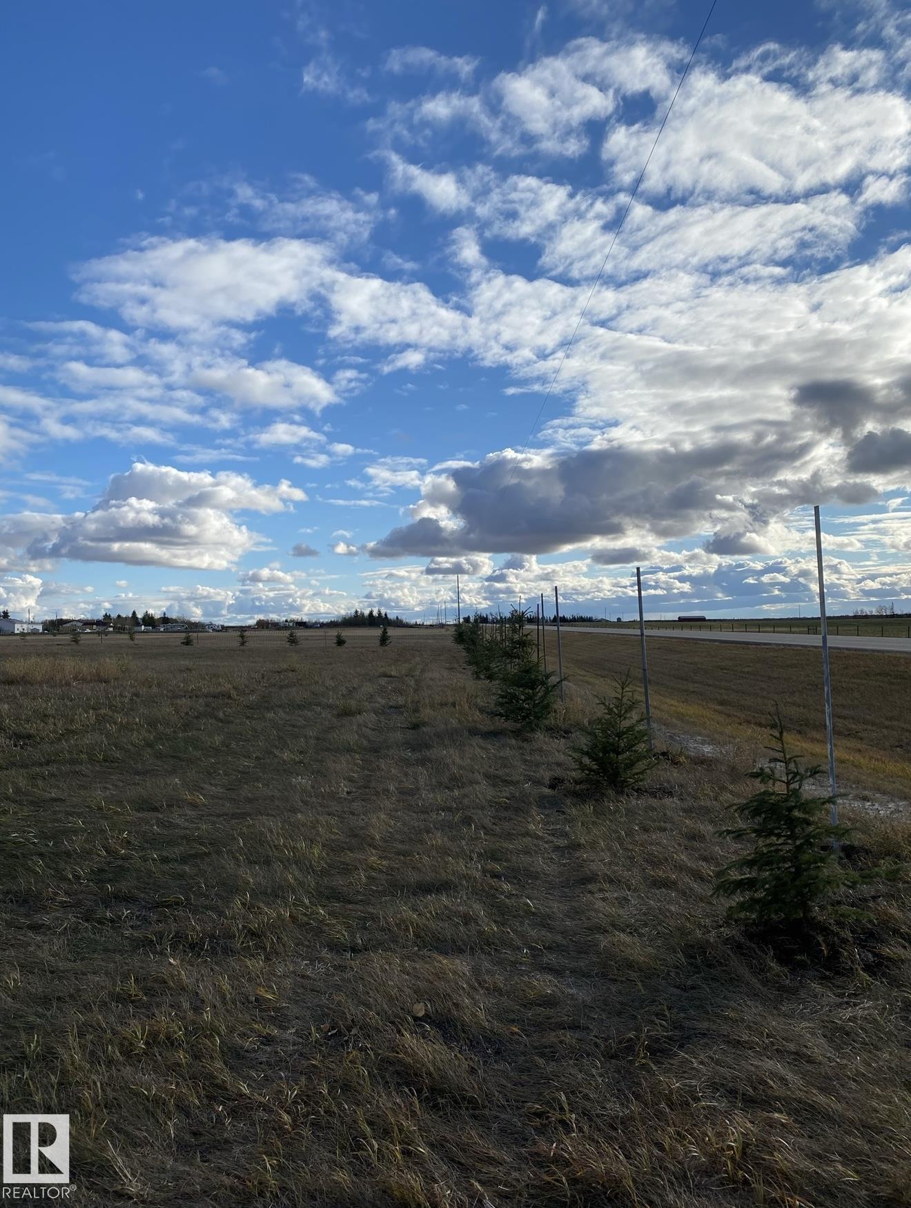 Photo 3 at 35 - 23422 Twp Road 582, Clearview Acres, Rural Sturgeon County