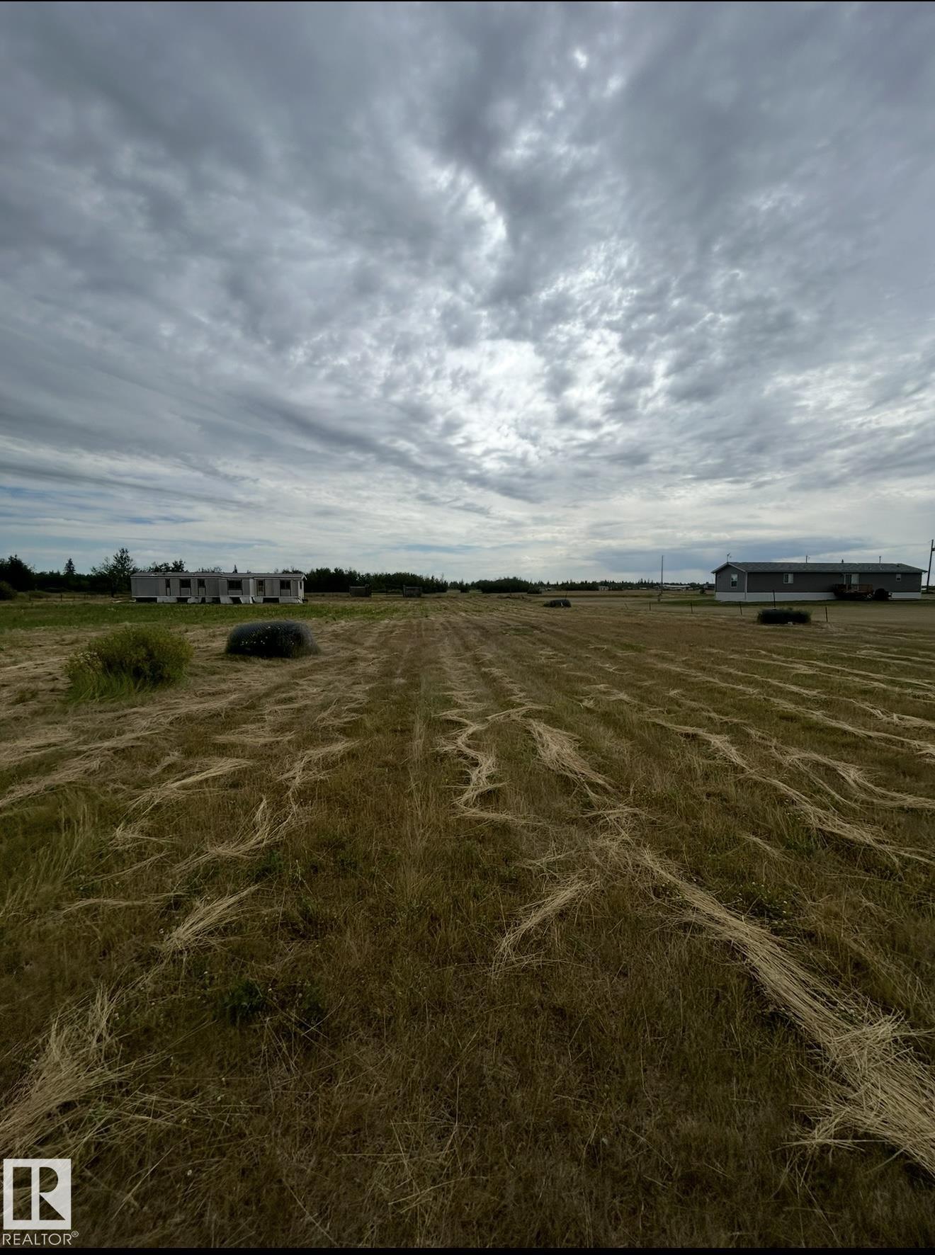 Photo 10 at 35 - 23422 Twp Road 582, Clearview Acres, Rural Sturgeon County