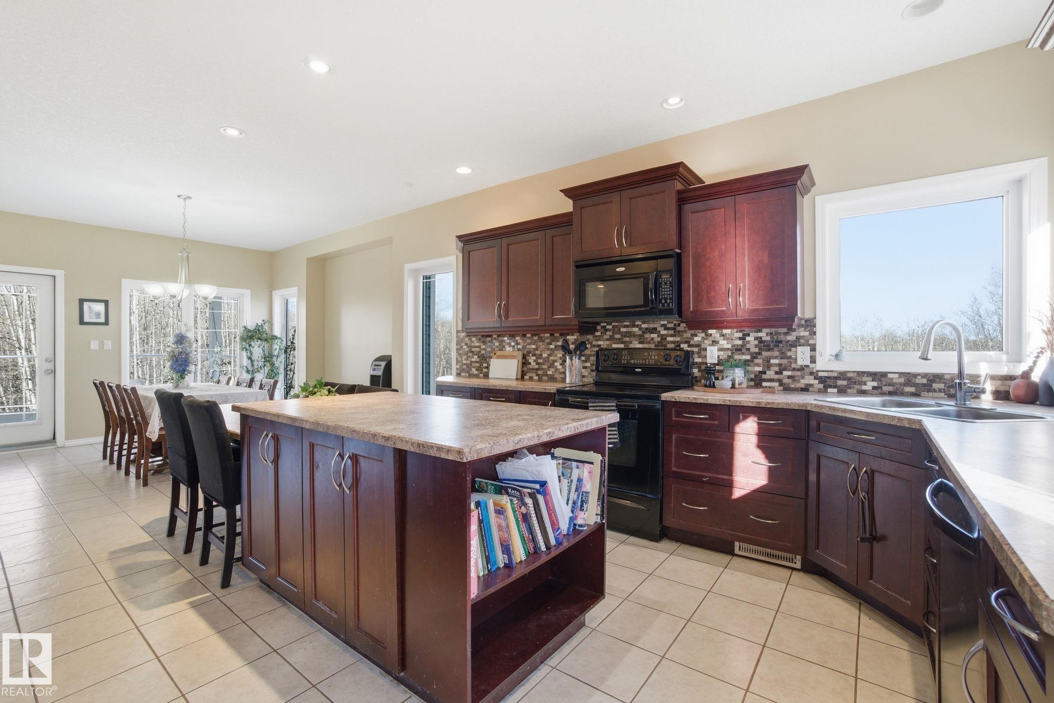 Photo 18 at 28 - 1316 Twp Road 533, Mayfair Heights, Rural Parkland County