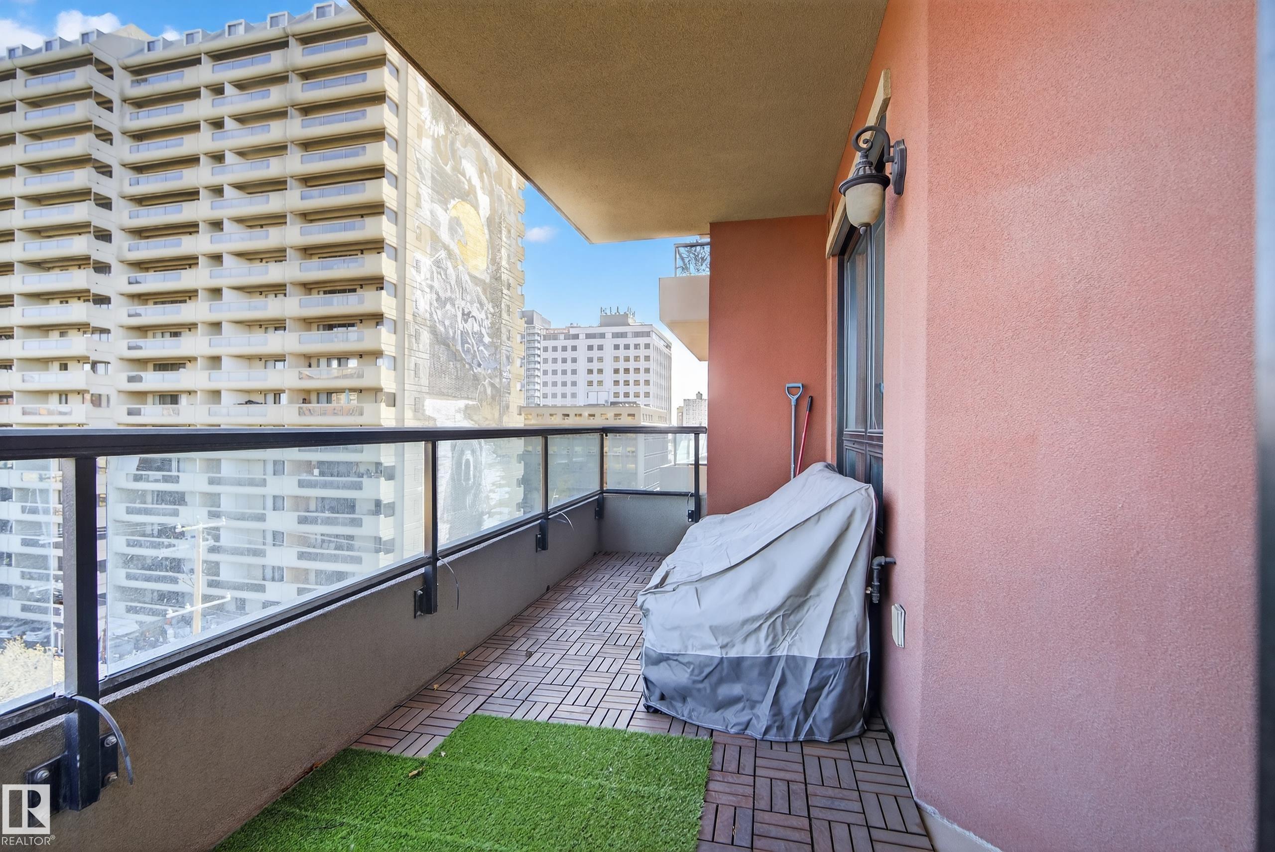 Photo 24 at 603 - 10142 111 Street NW, Wîhkwêntôwin, Edmonton