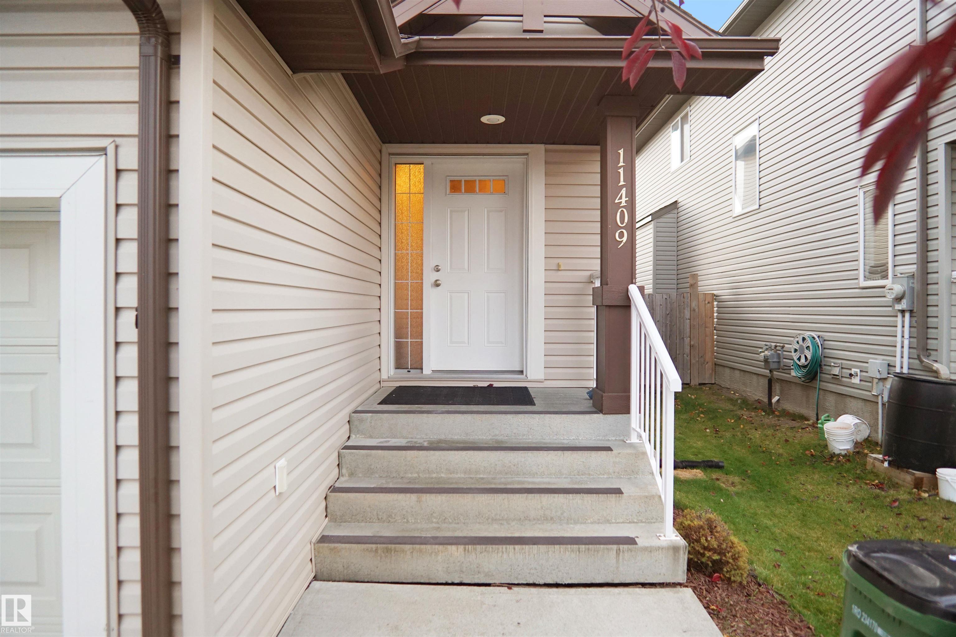 Picture for 11409 13 AV SW