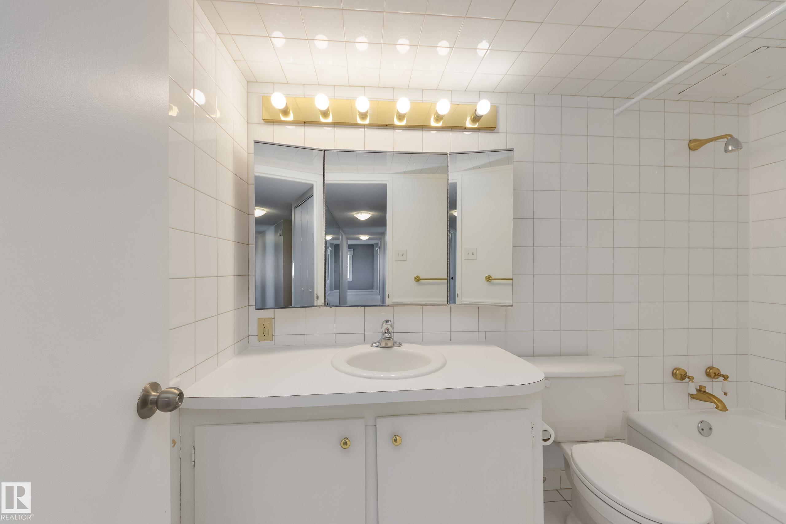 Photo 28 at 1503 - 12303 Jasper Avenue NW, Wîhkwêntôwin, Edmonton