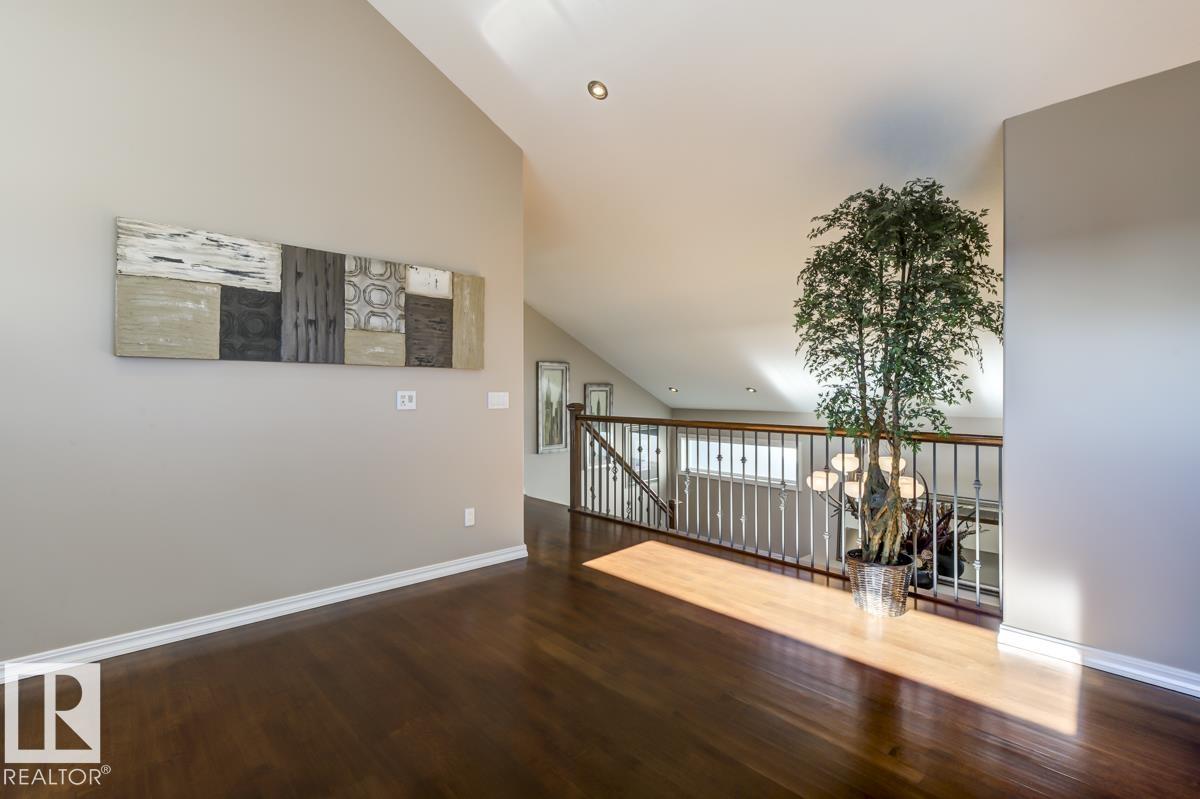 Photo 28 at 11122 52 Street NW, Highlands, Edmonton