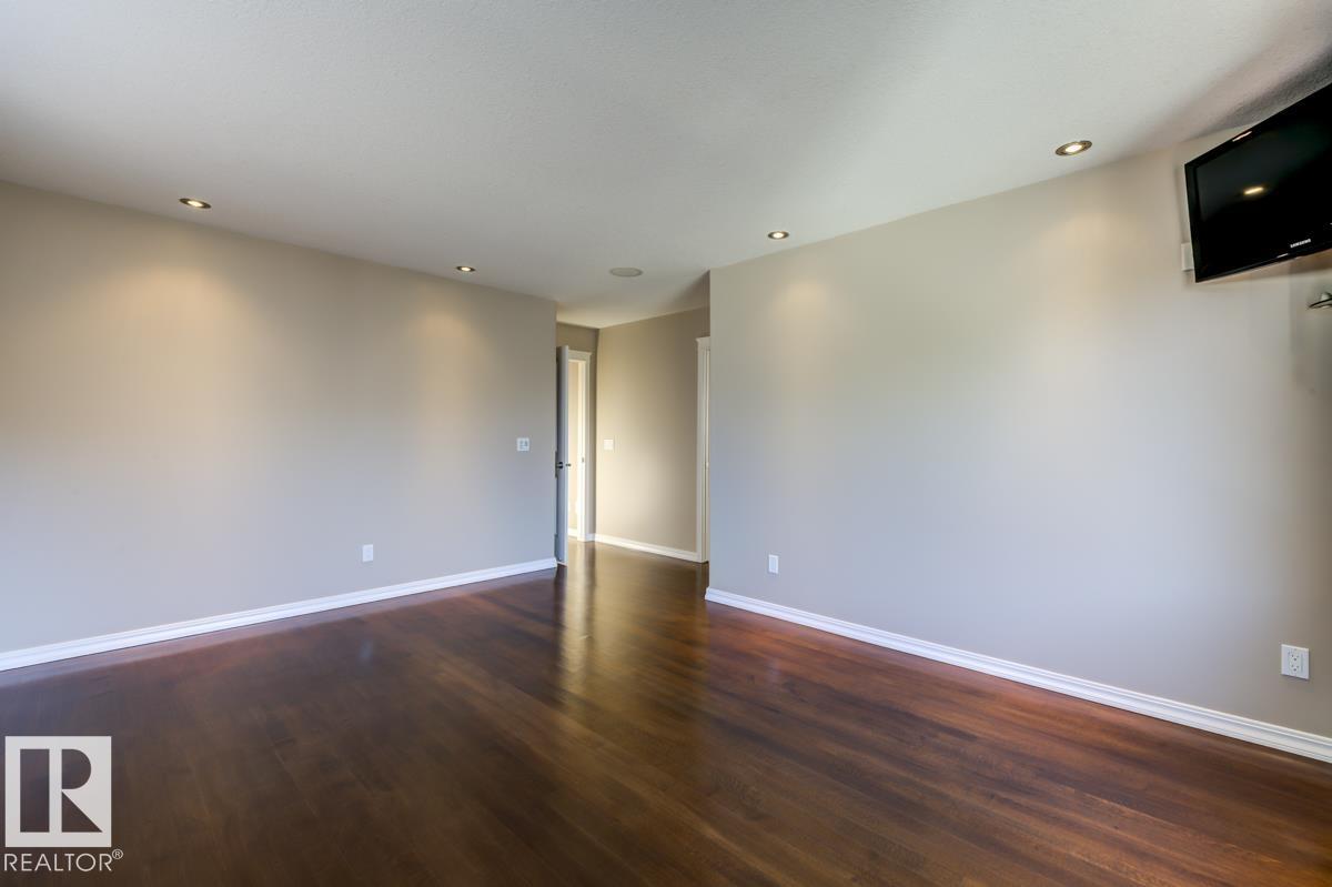 Photo 36 at 11122 52 Street NW, Highlands, Edmonton