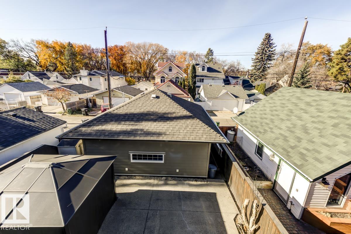 Photo 37 at 11122 52 Street NW, Highlands, Edmonton