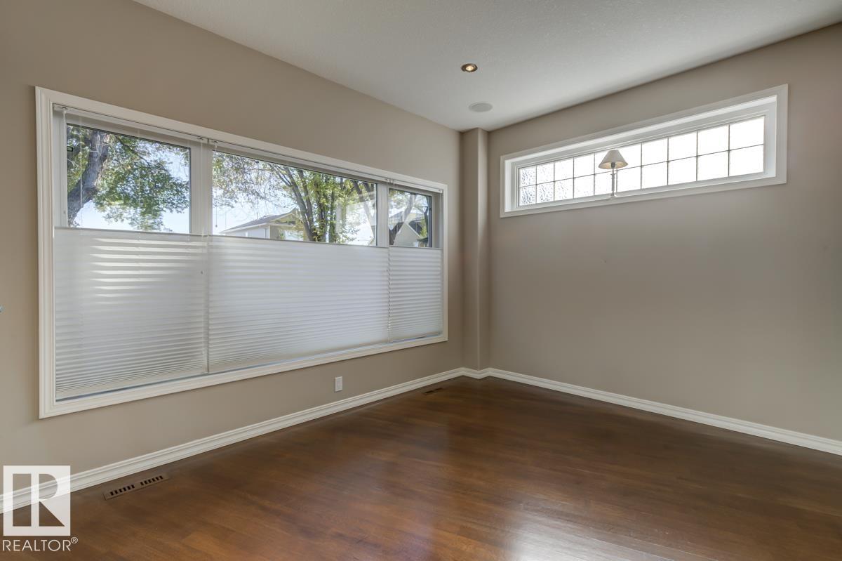 Picture for 11122 52 ST NW