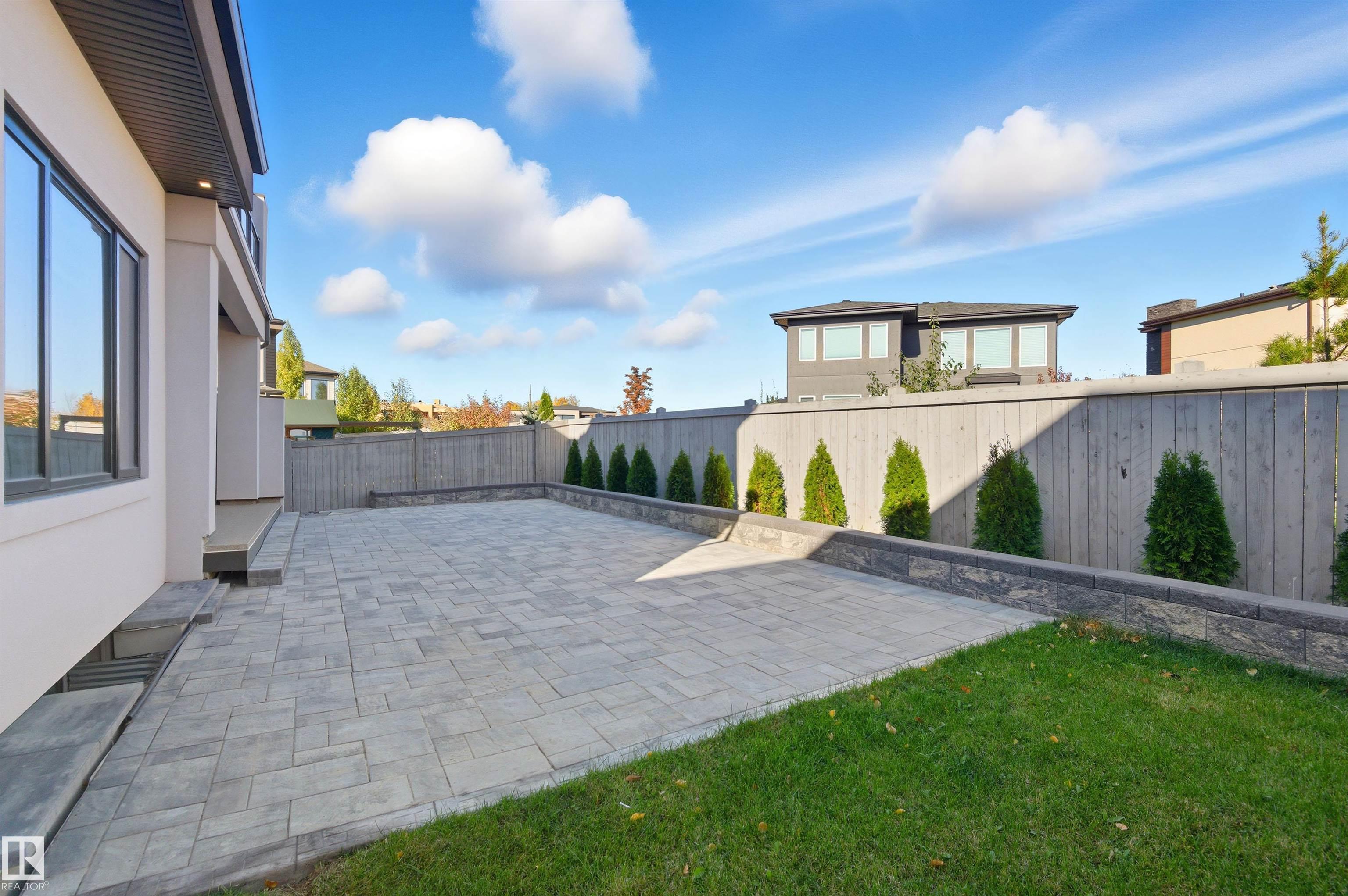 Picture for 3167 CAMERON HEIGHTS WY NW NW