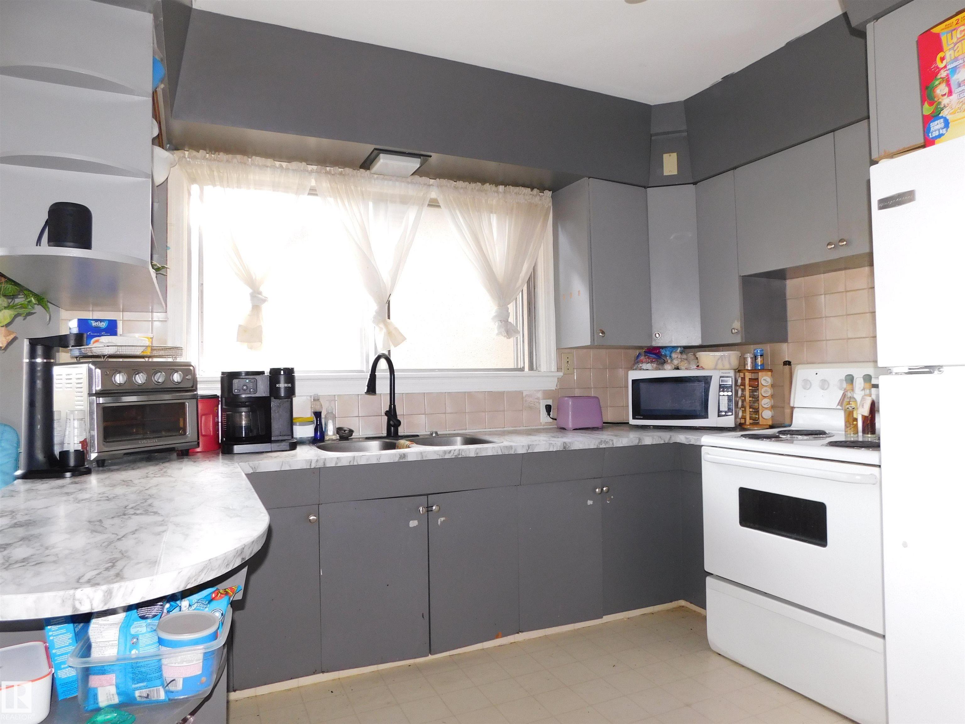 Picture for 11927 67 ST NW