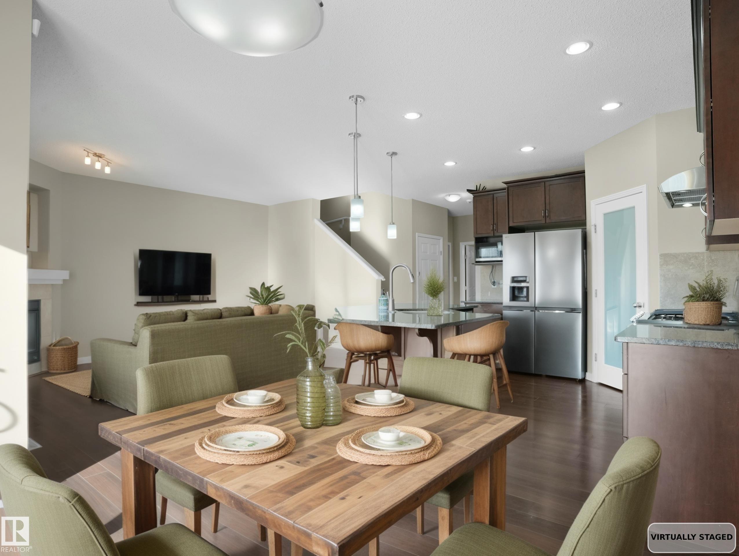 Photo 10 at 3907 6 Street NW, Maple Crest, Edmonton