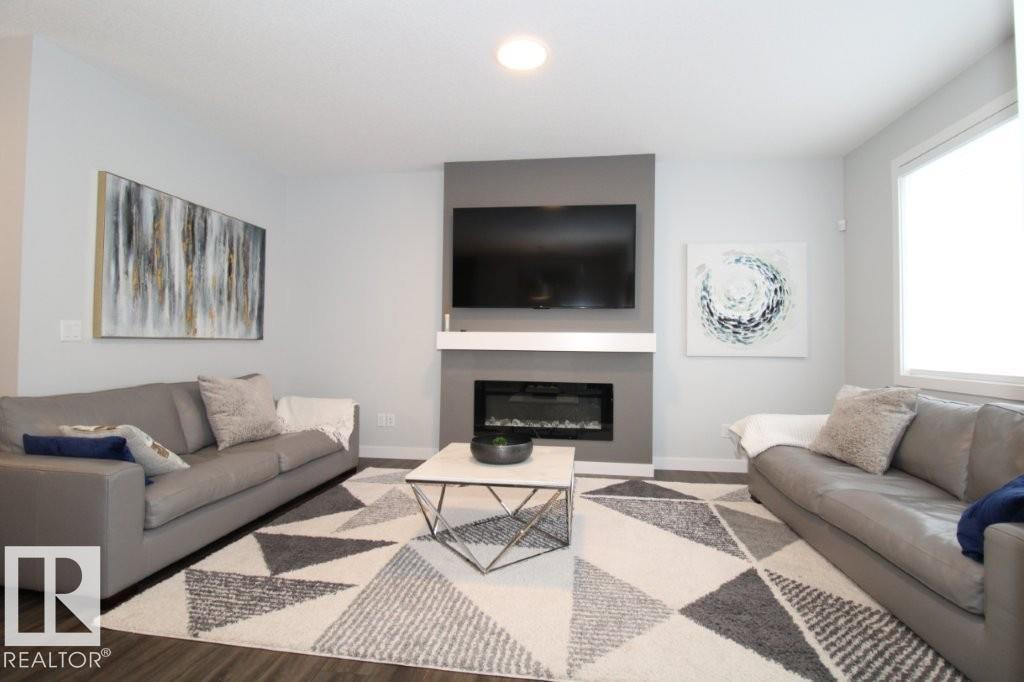 Photo 13 at 22140 81 Avenue NW, Rosenthal, Edmonton