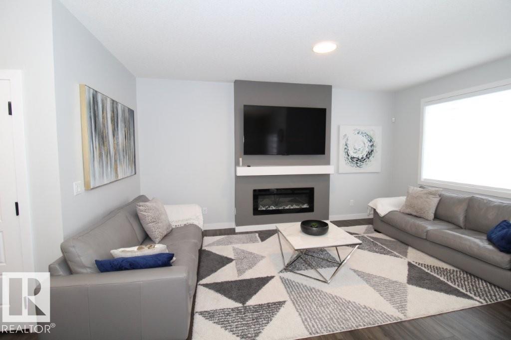 Photo 15 at 22140 81 Avenue NW, Rosenthal, Edmonton