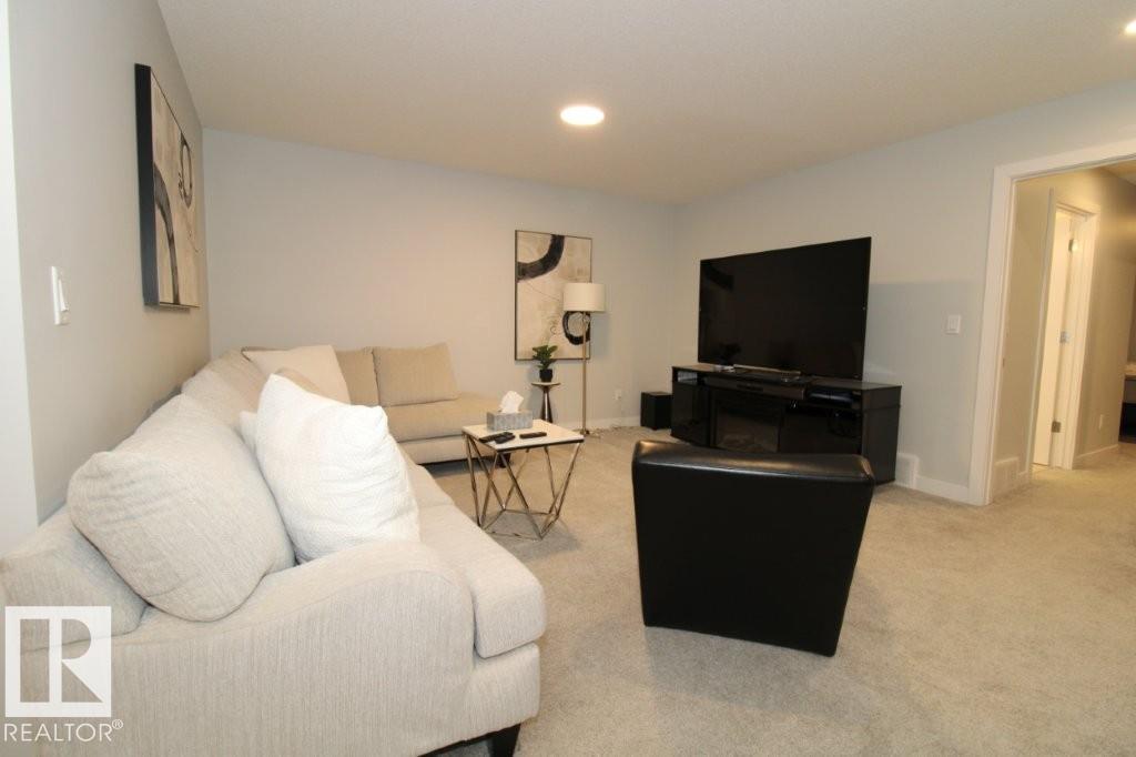 Photo 20 at 22140 81 Avenue NW, Rosenthal, Edmonton